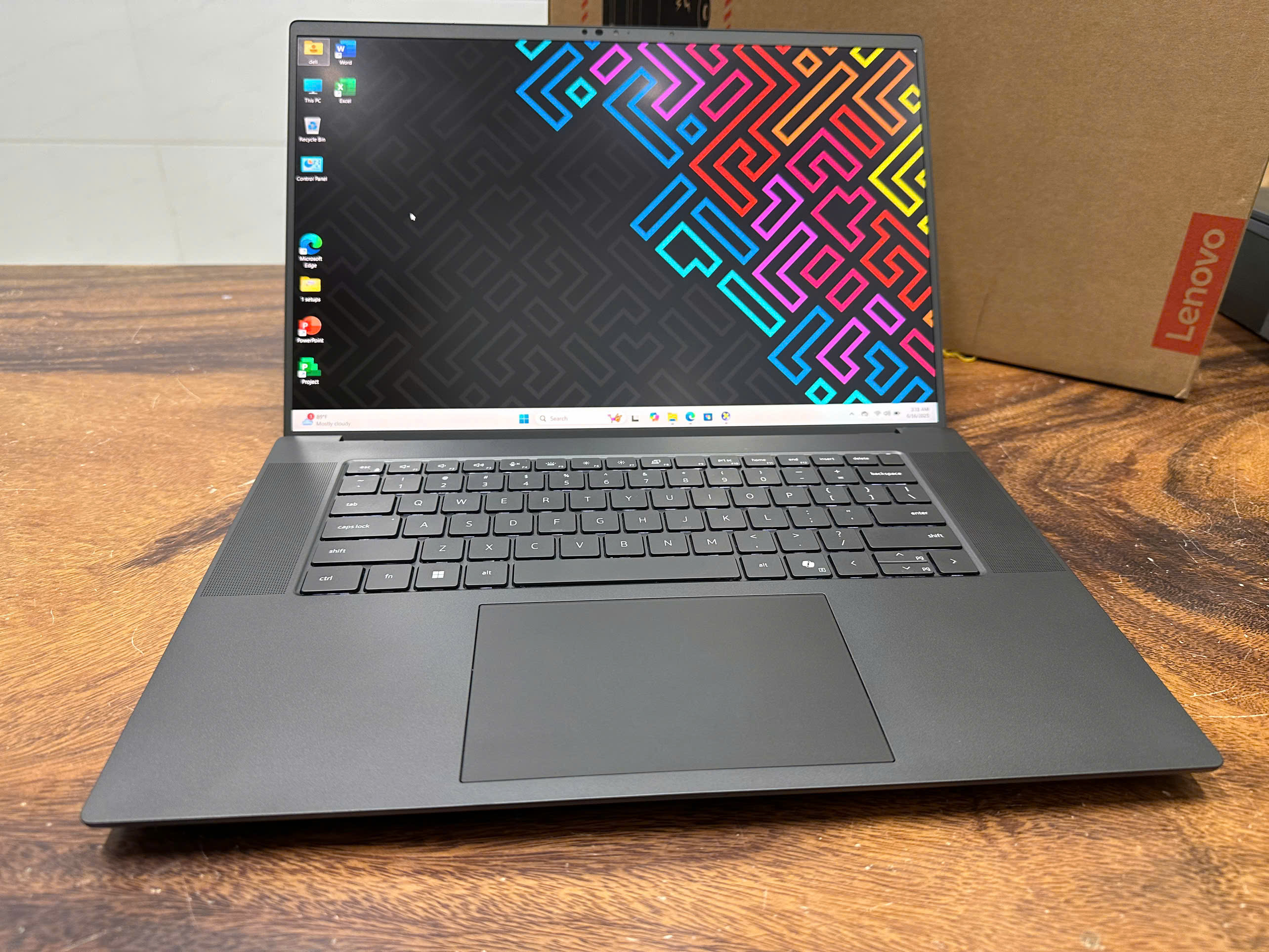 Dell Precision 5690 Fhd (6)
