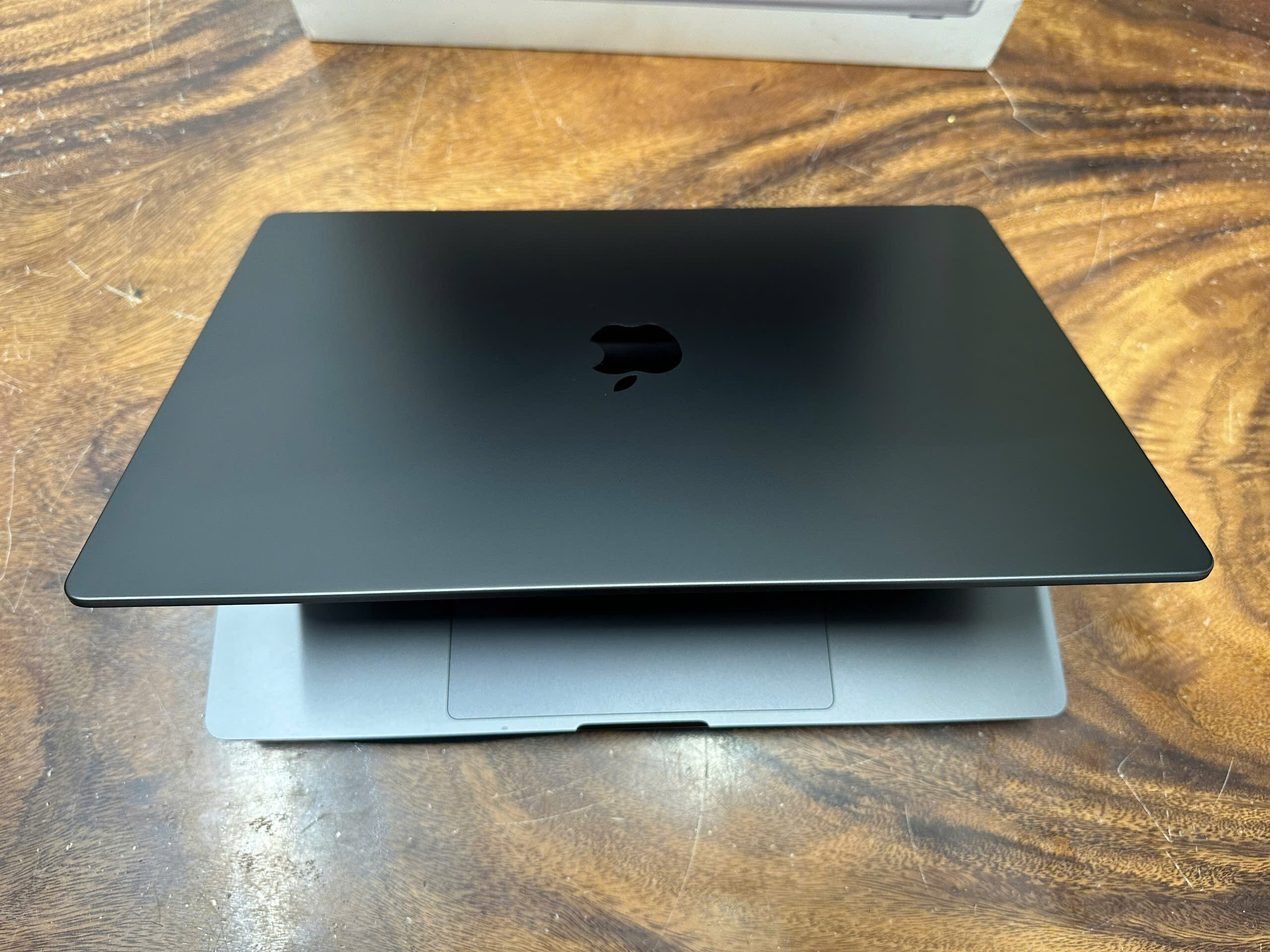 Macbook Pro 16 Space Black M4 Pro (5)