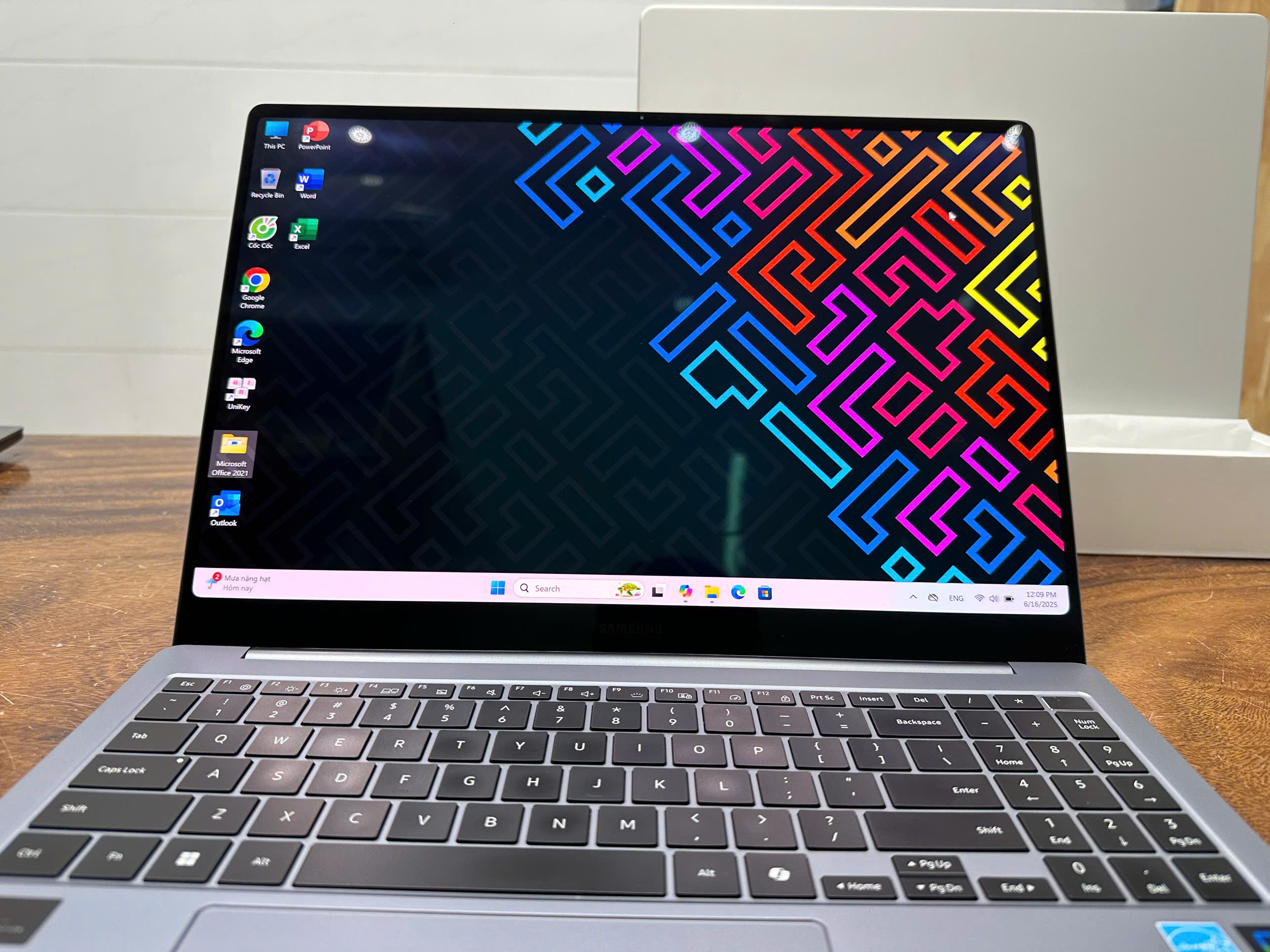 Samsung Galaxy Book4 Pro Np964xgk (3)