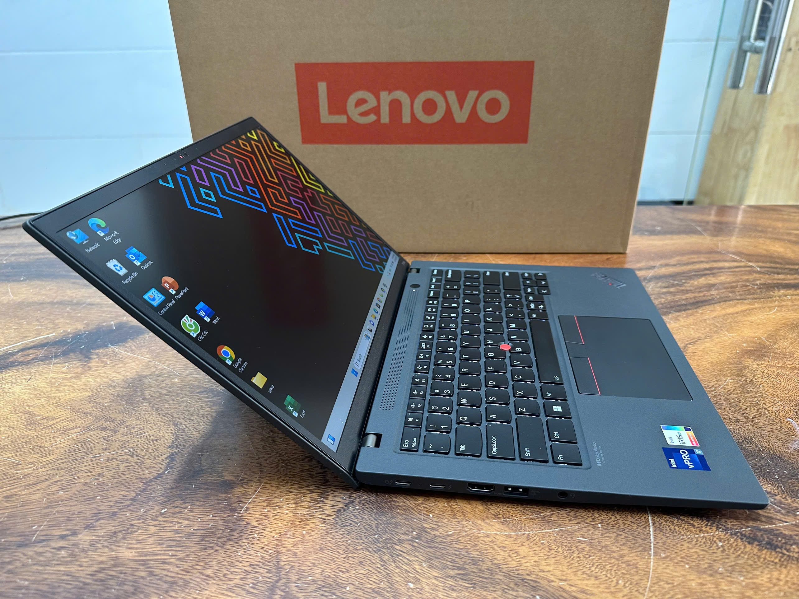 Thinkpad T14s Gen 3 (3)