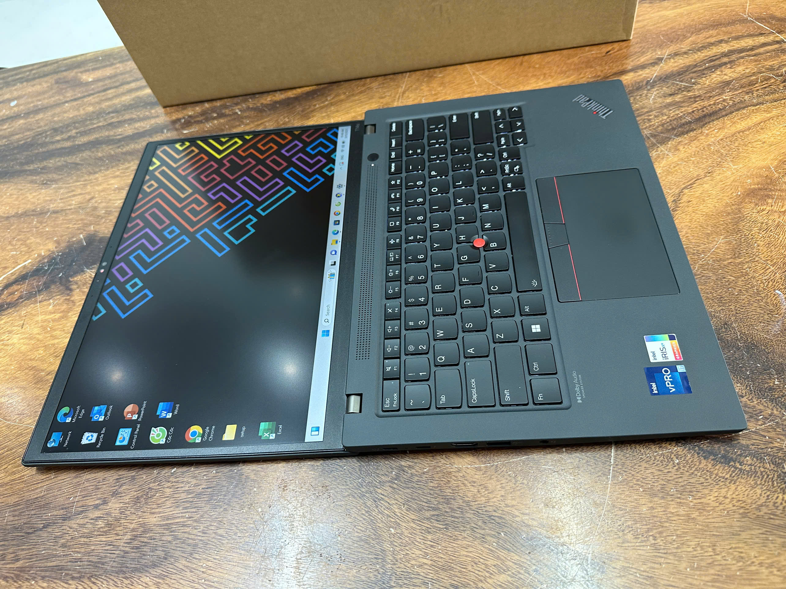 Thinkpad T14s Gen 3 (4)