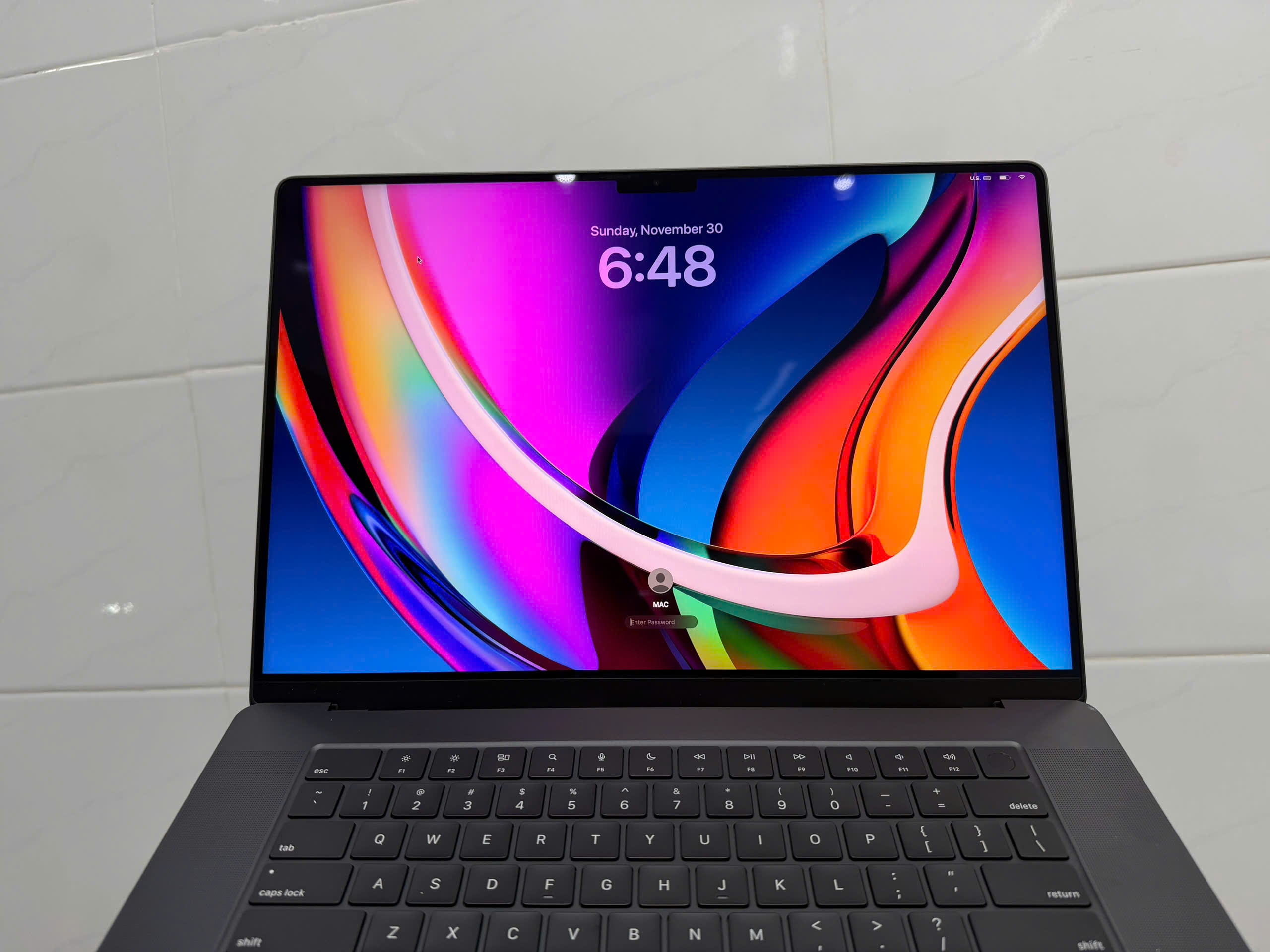 Macbook Pro 16in M4 Pro 90 (3)