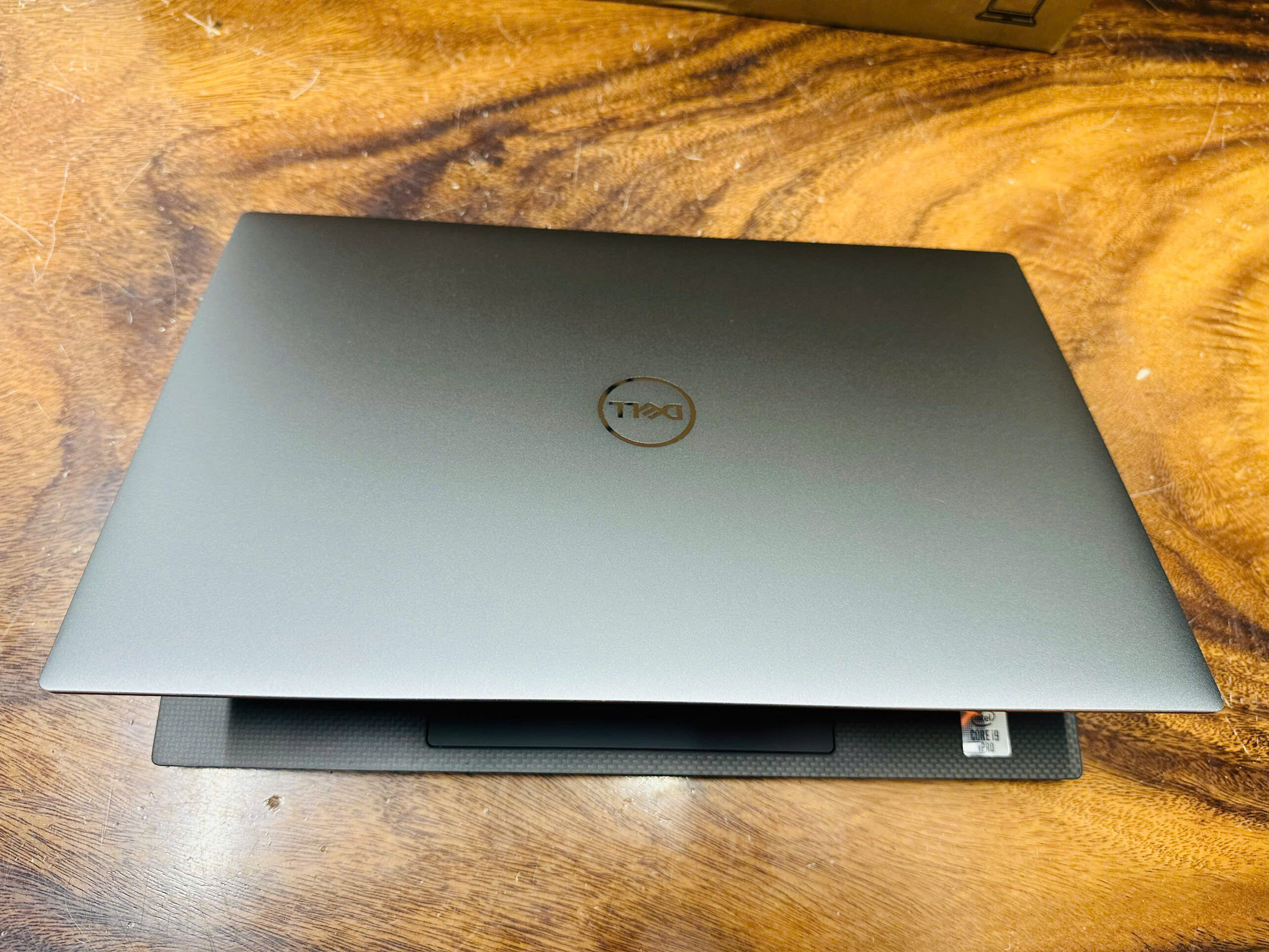 Dell Precision 5550 Core I9 (5)