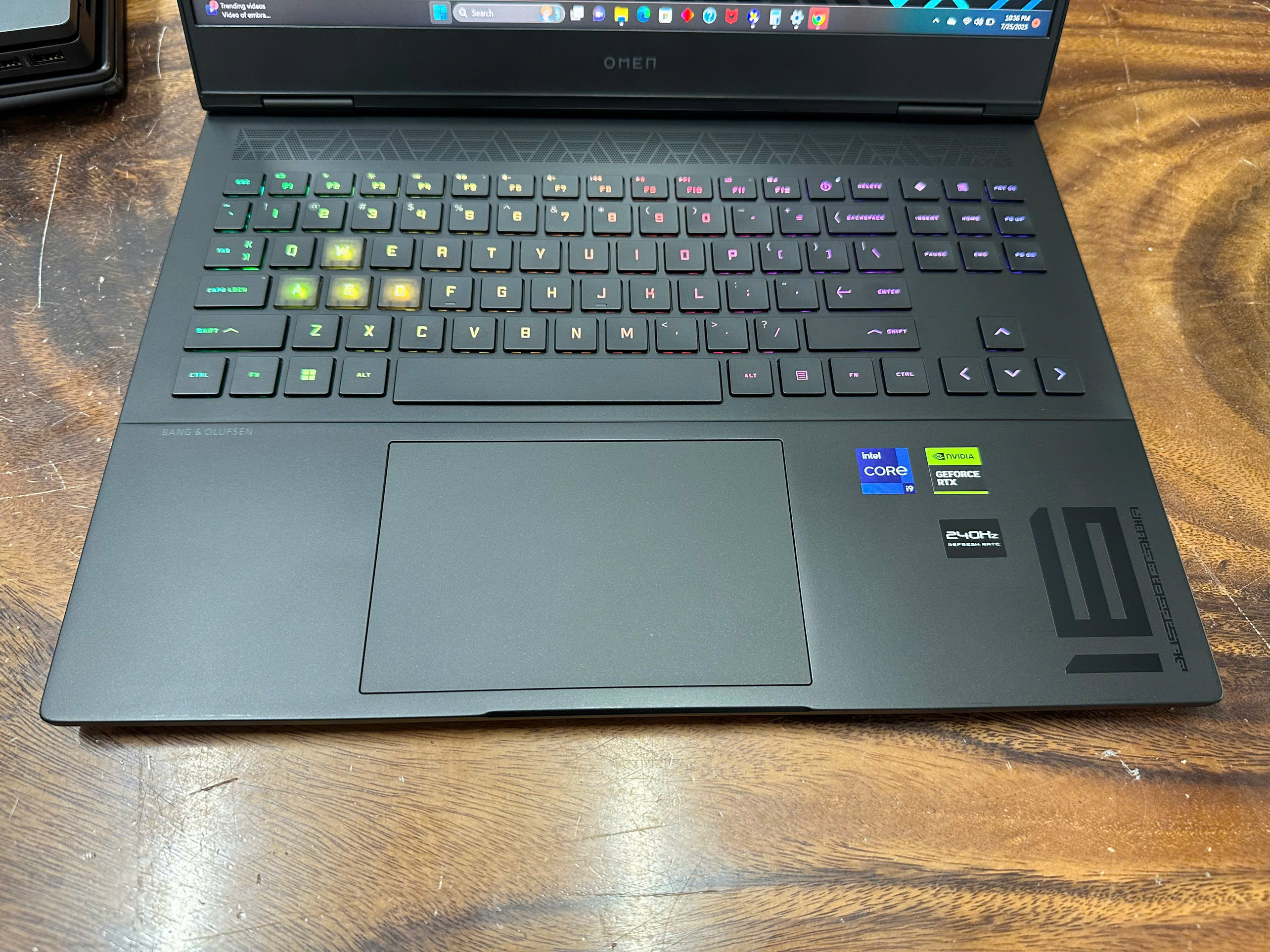 Hp Omen Transcend 16 (1)