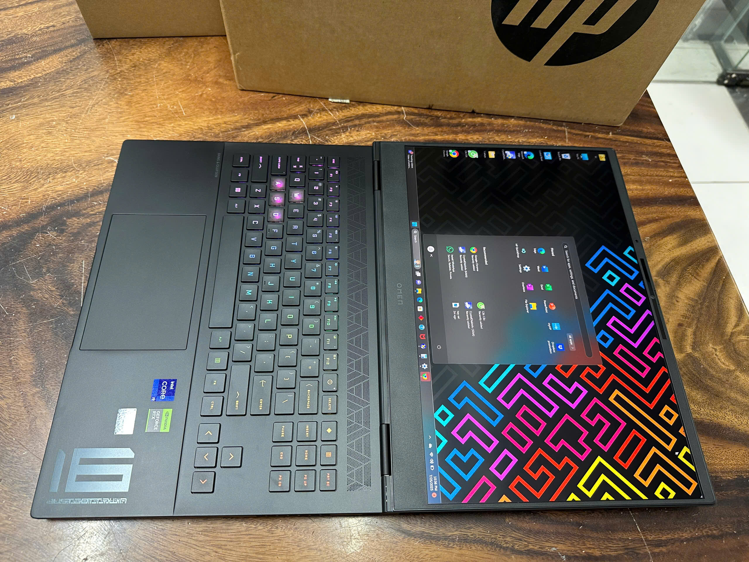 Hp Omen Transcend 16 (2)