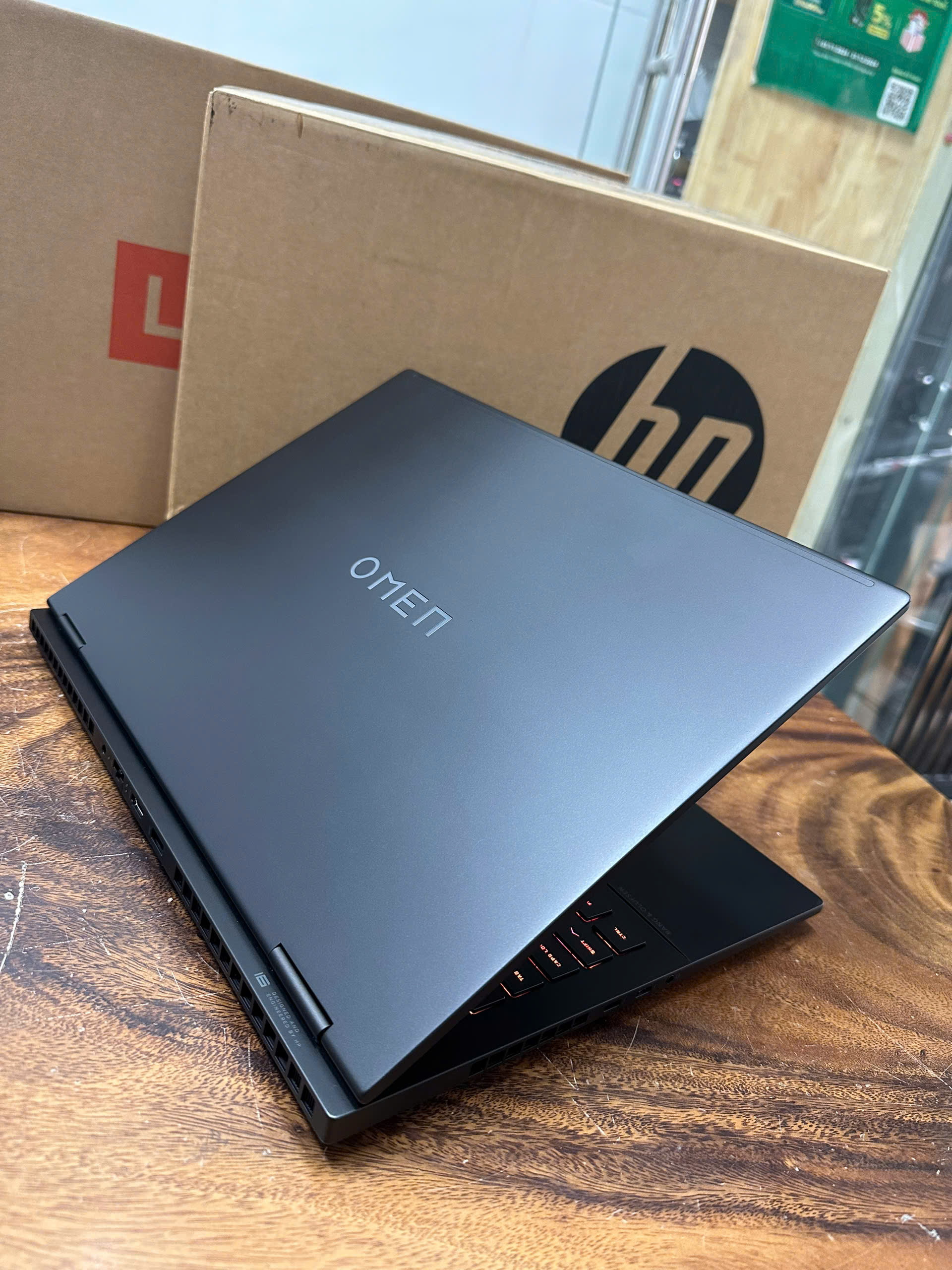 Hp Omen Transcend 16 (4)