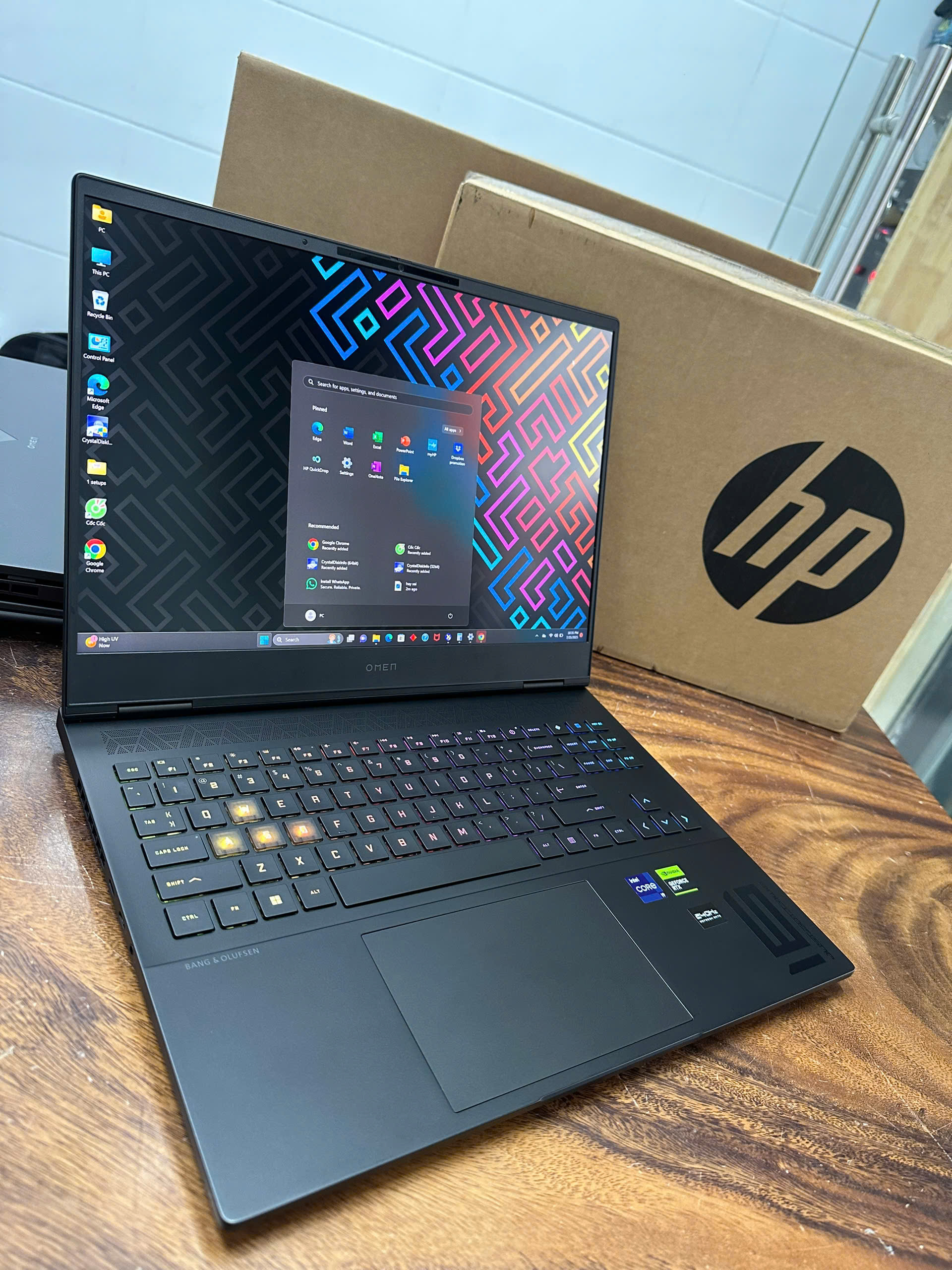 Hp Omen Transcend 16 (7)