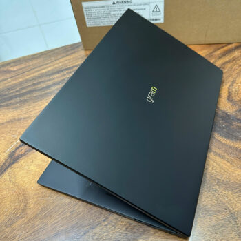 LG Gram 17Z90S-G, Ultra 7 155H, 16G, 1TB, 17in 2K