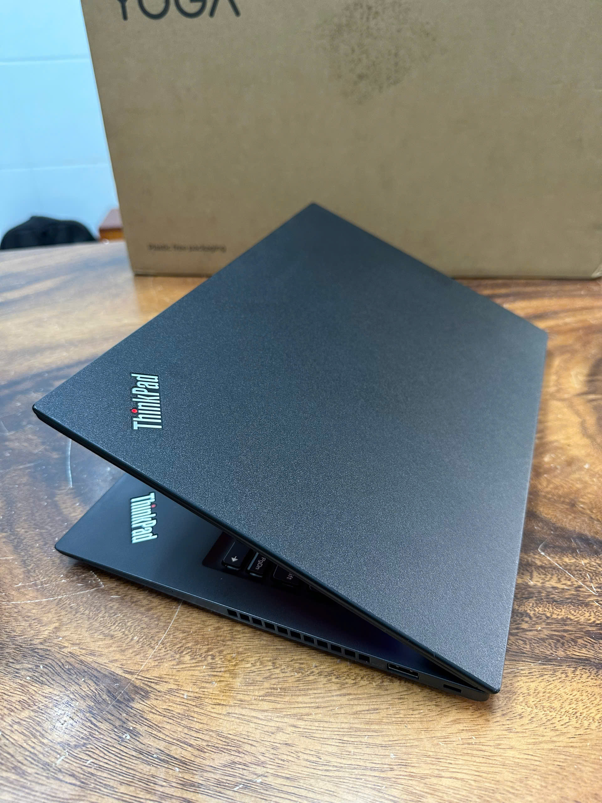 Thinkpad T14s 4k (1)