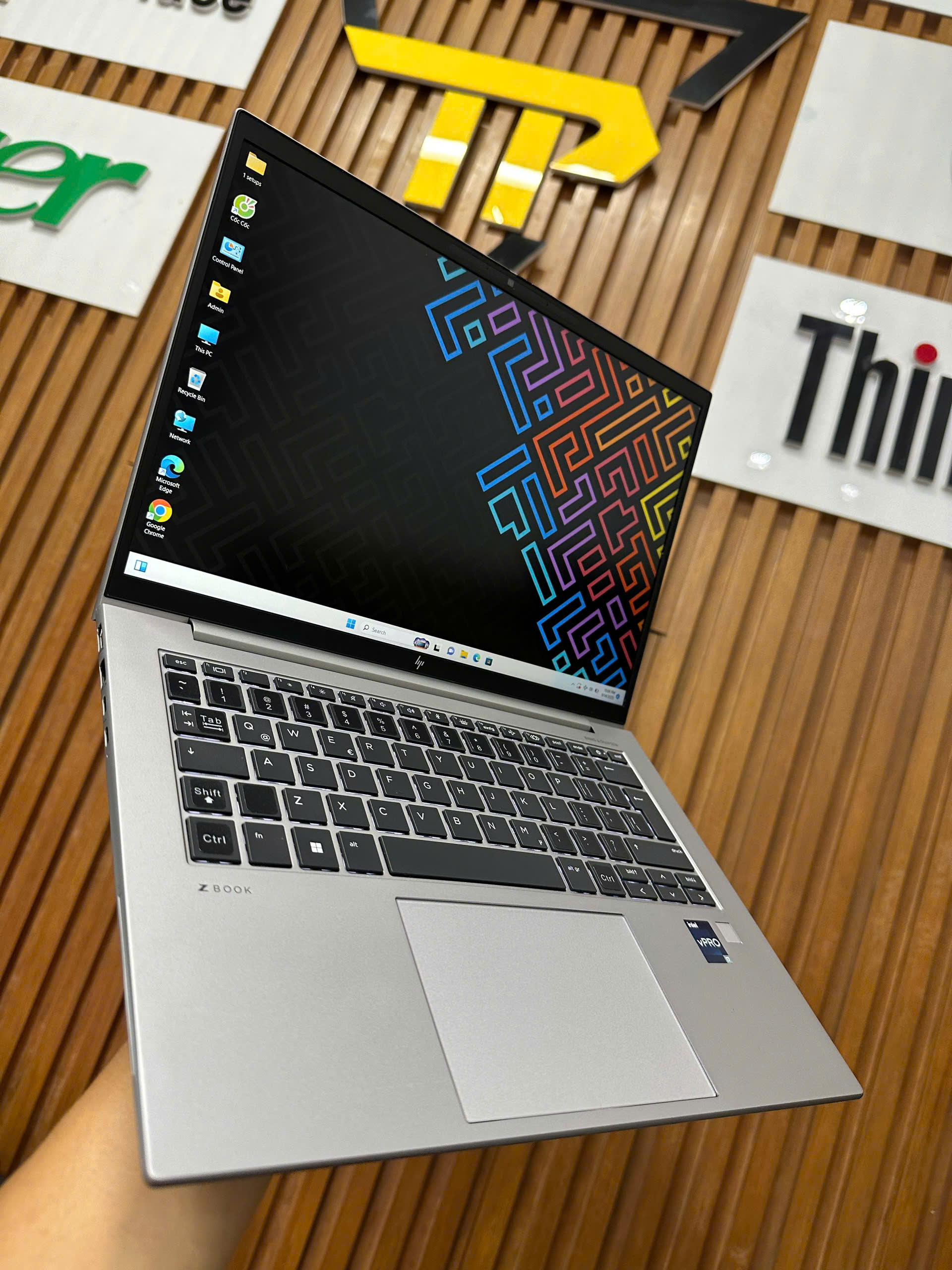 Hp Zbook Firefly 14 G9 (1)