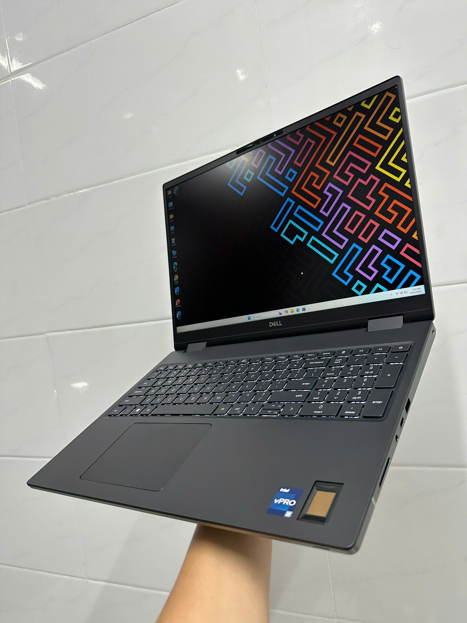 Dell Precision 7680 (8)
