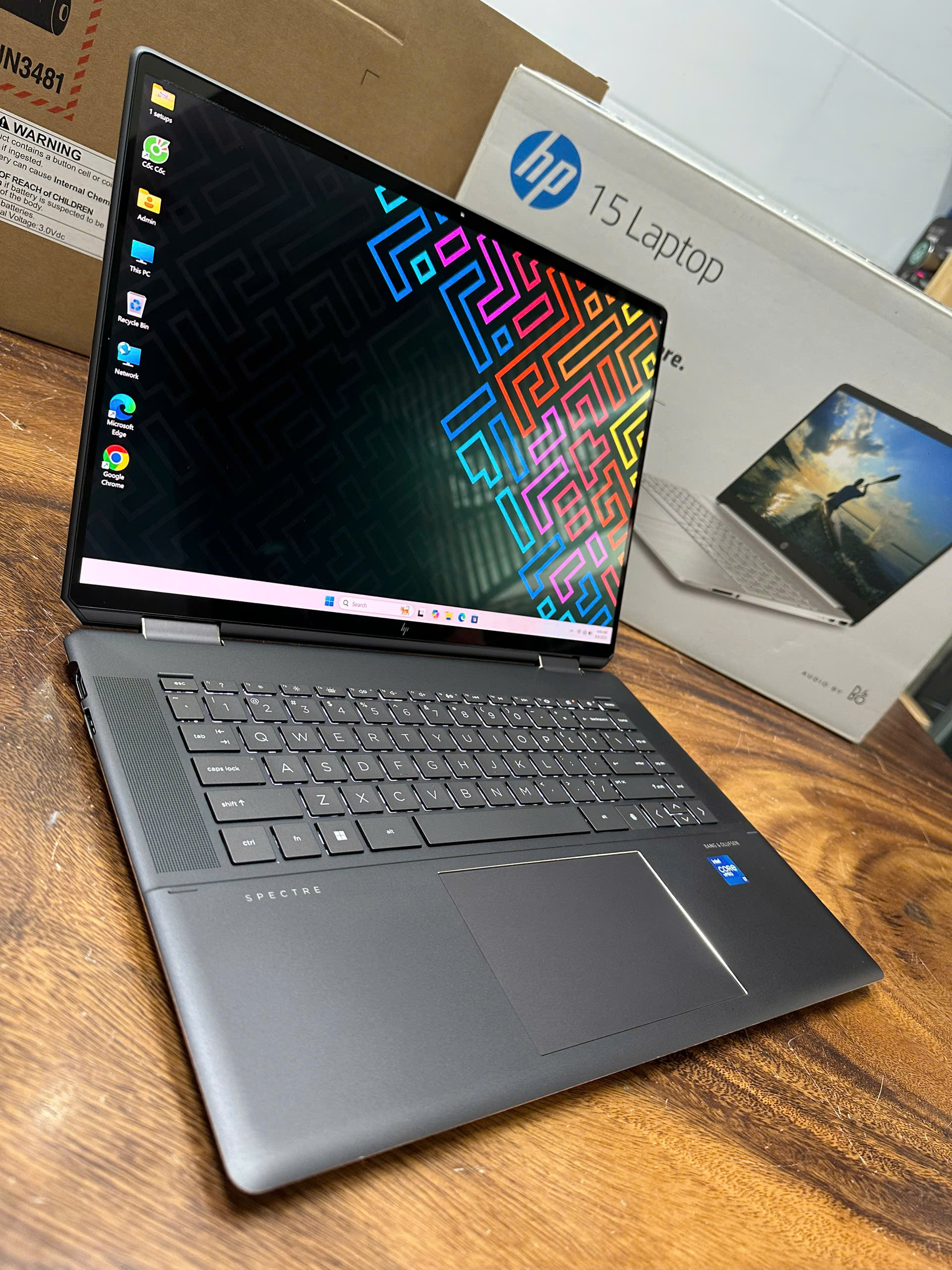 Hp Spectre X360 16 F1023dx (9)