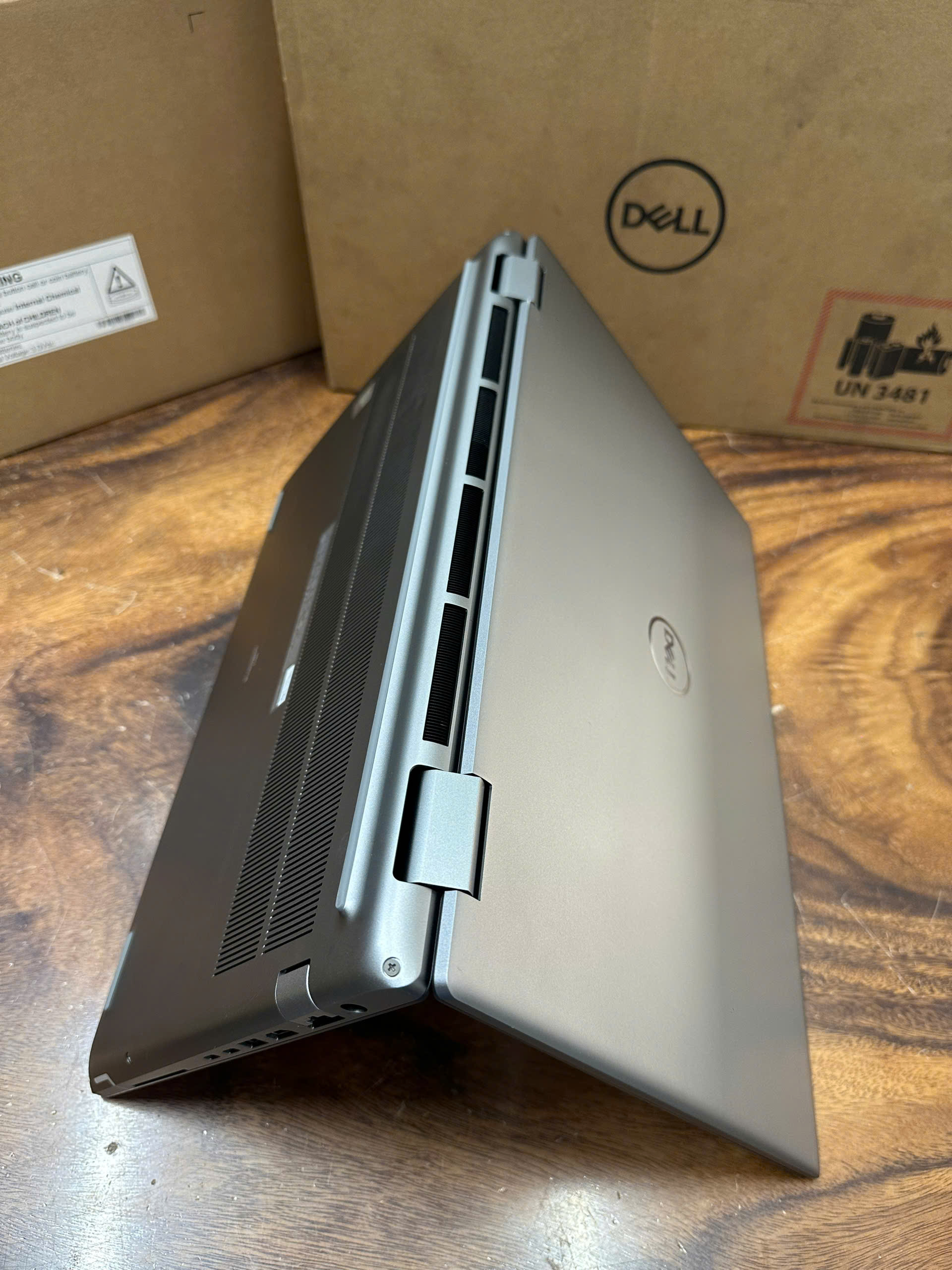 Dell Precision 7780 Core I7 (8)