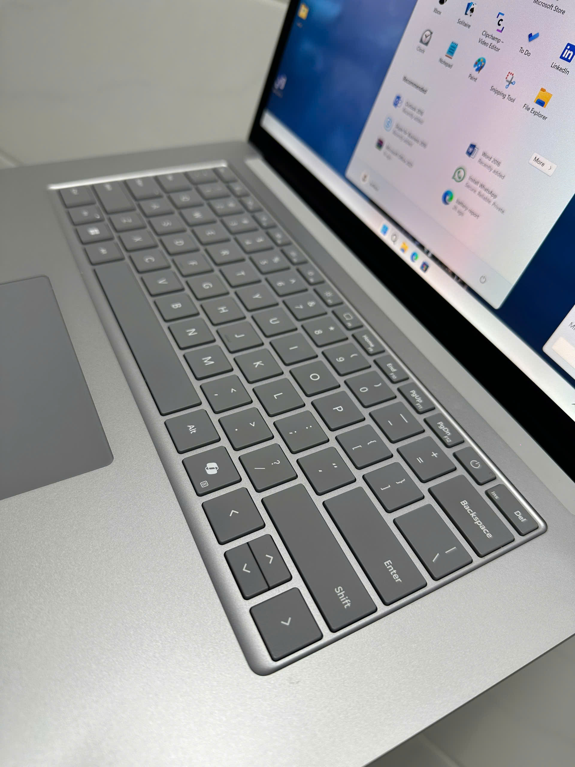 Surface Laptop 6 Ultra 5 (1)