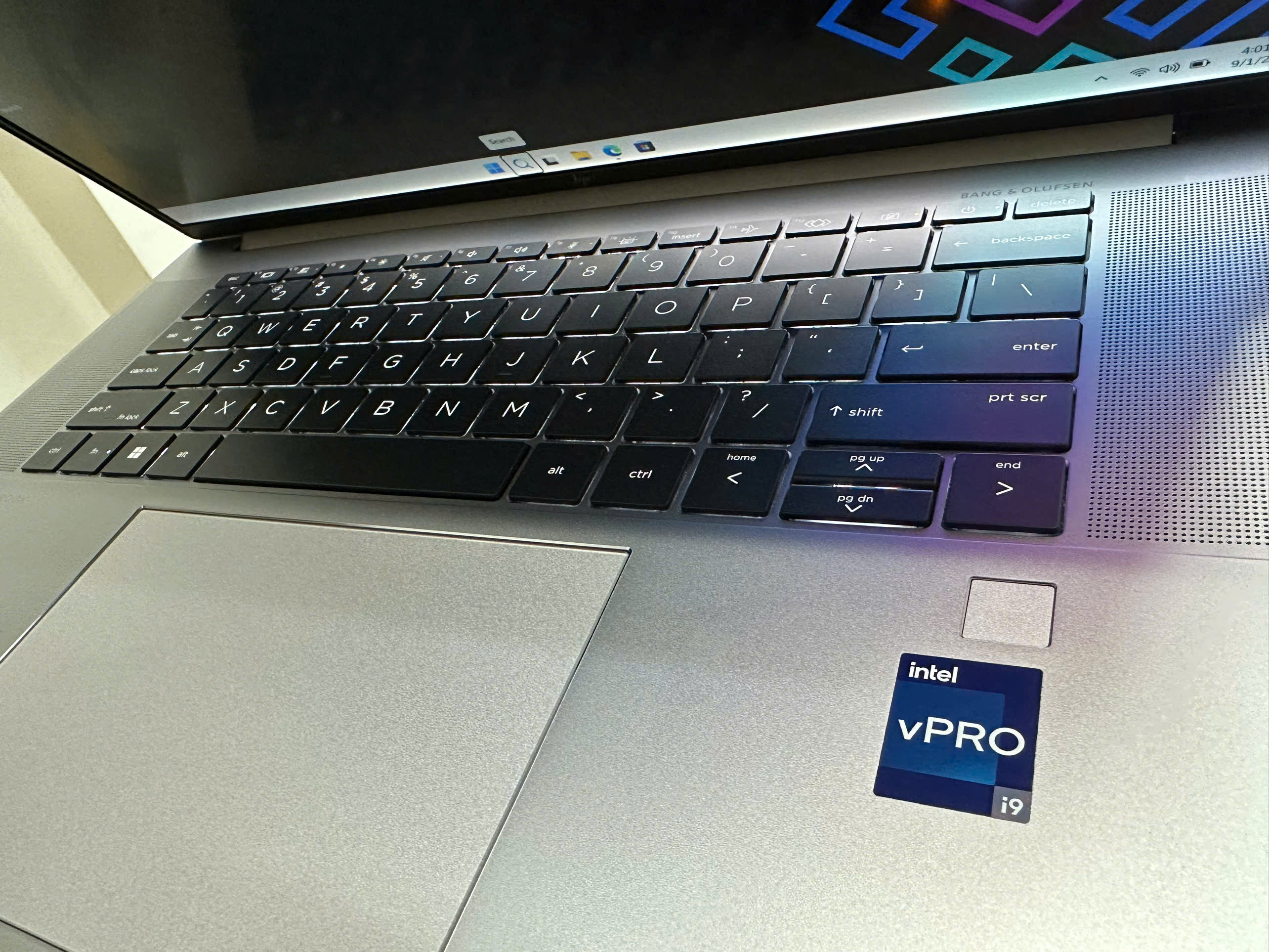 Hp Zbook Studio 16 G10 Fhd (10)