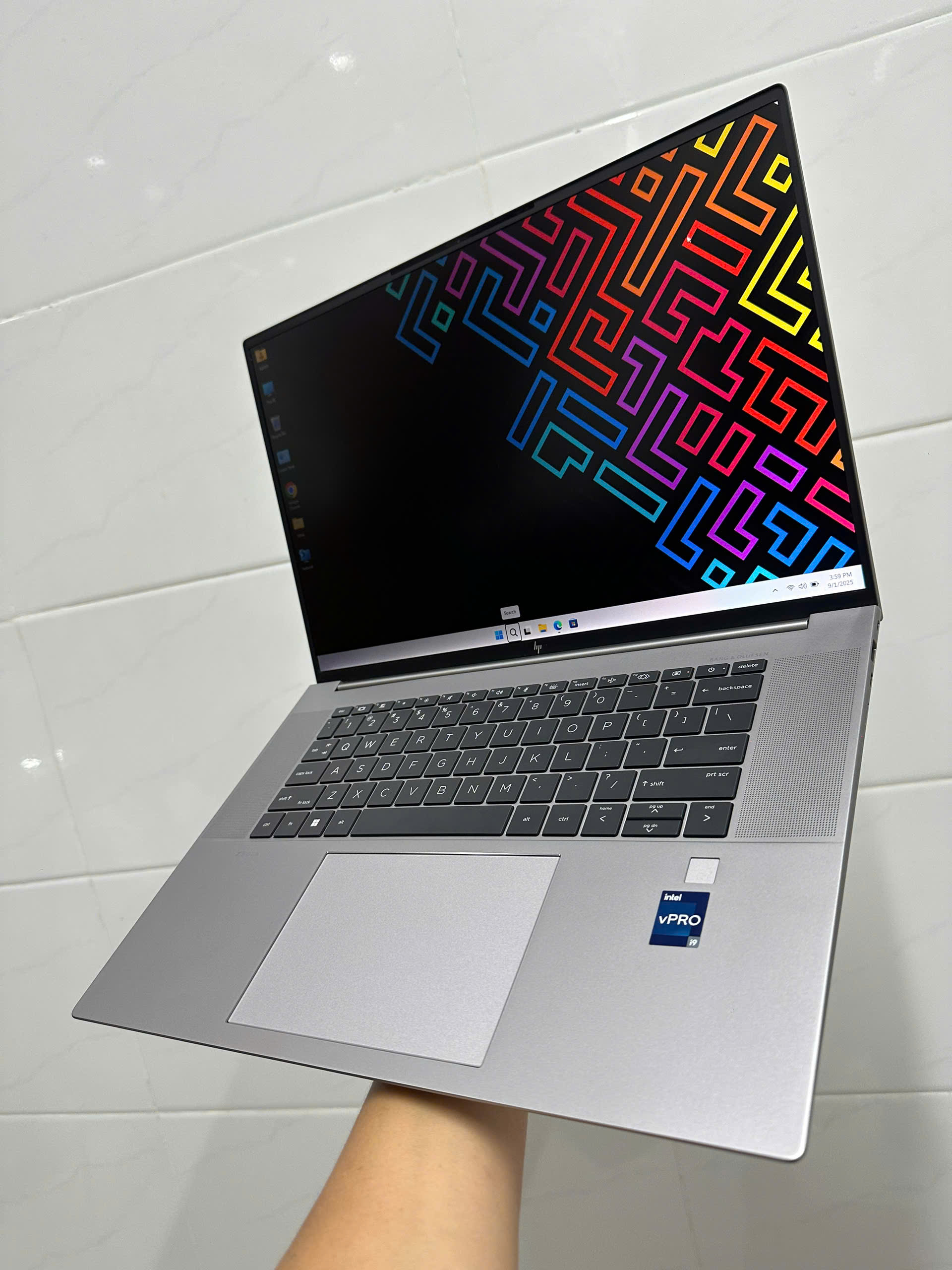 Hp Zbook Studio 16 G10 Fhd (6)