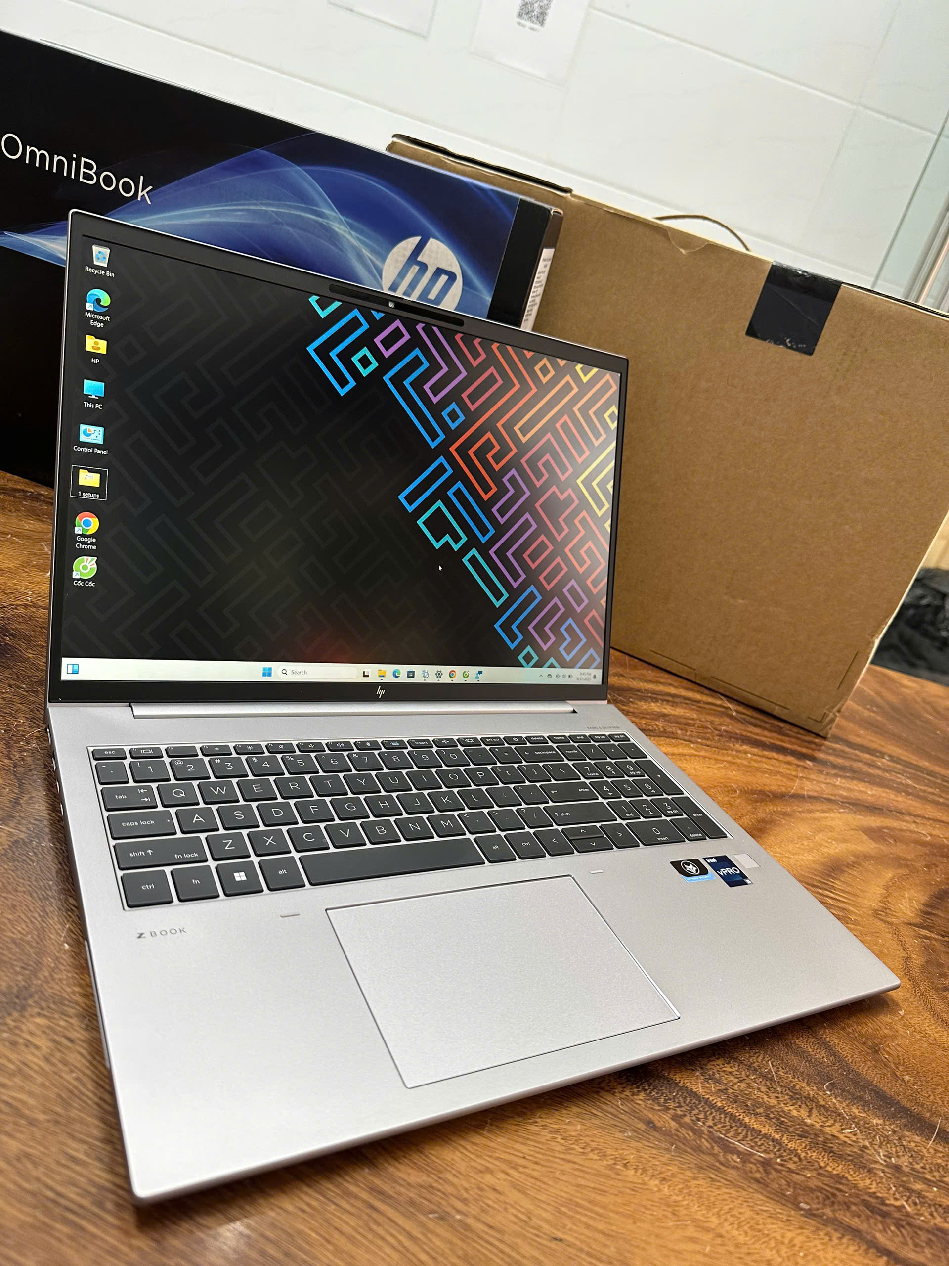 Hp Zbook Firefly 16 G9 Core I5 (3)