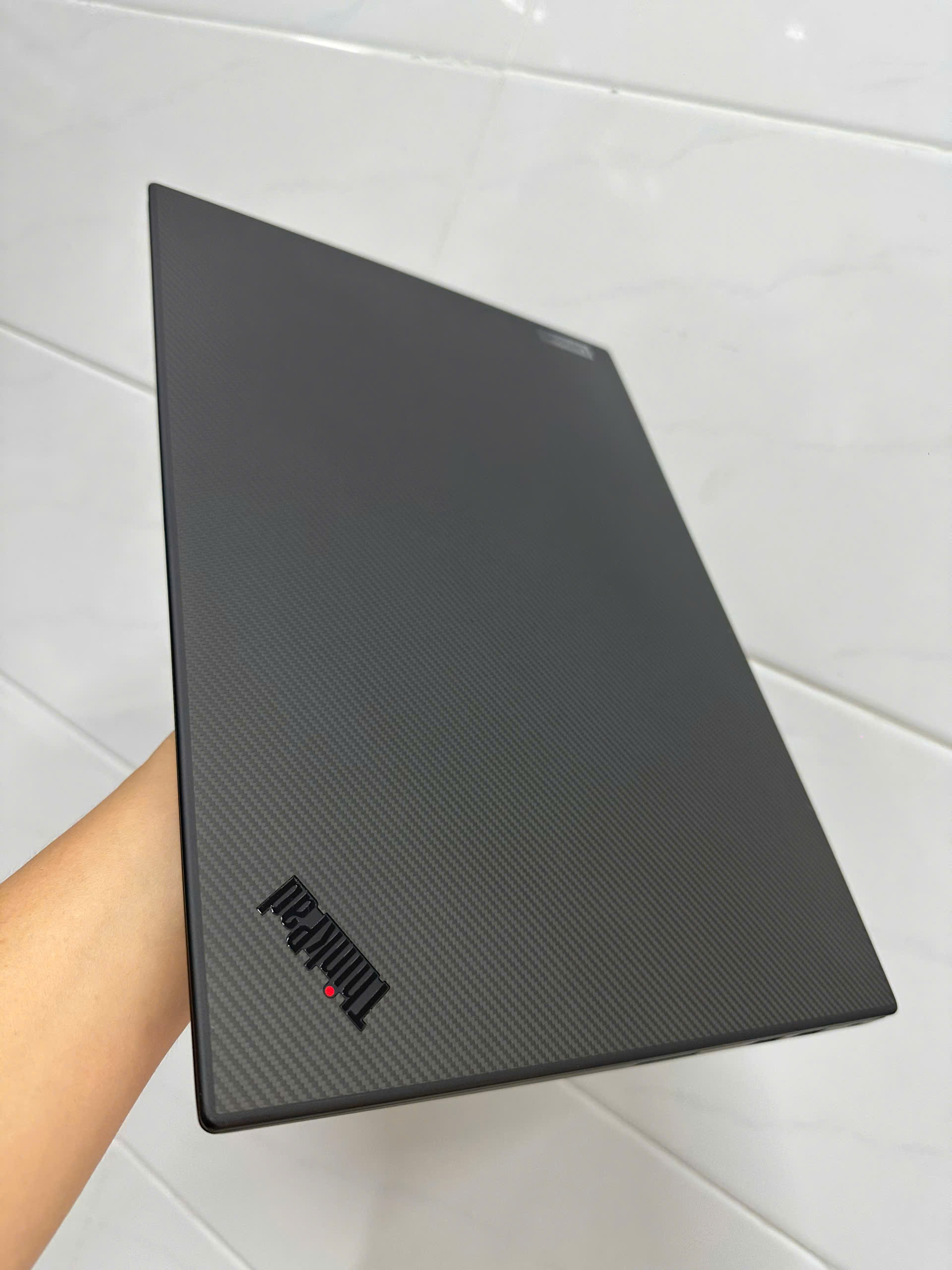 Thinkpad P1 Gen 4 Xeon 2k (8)