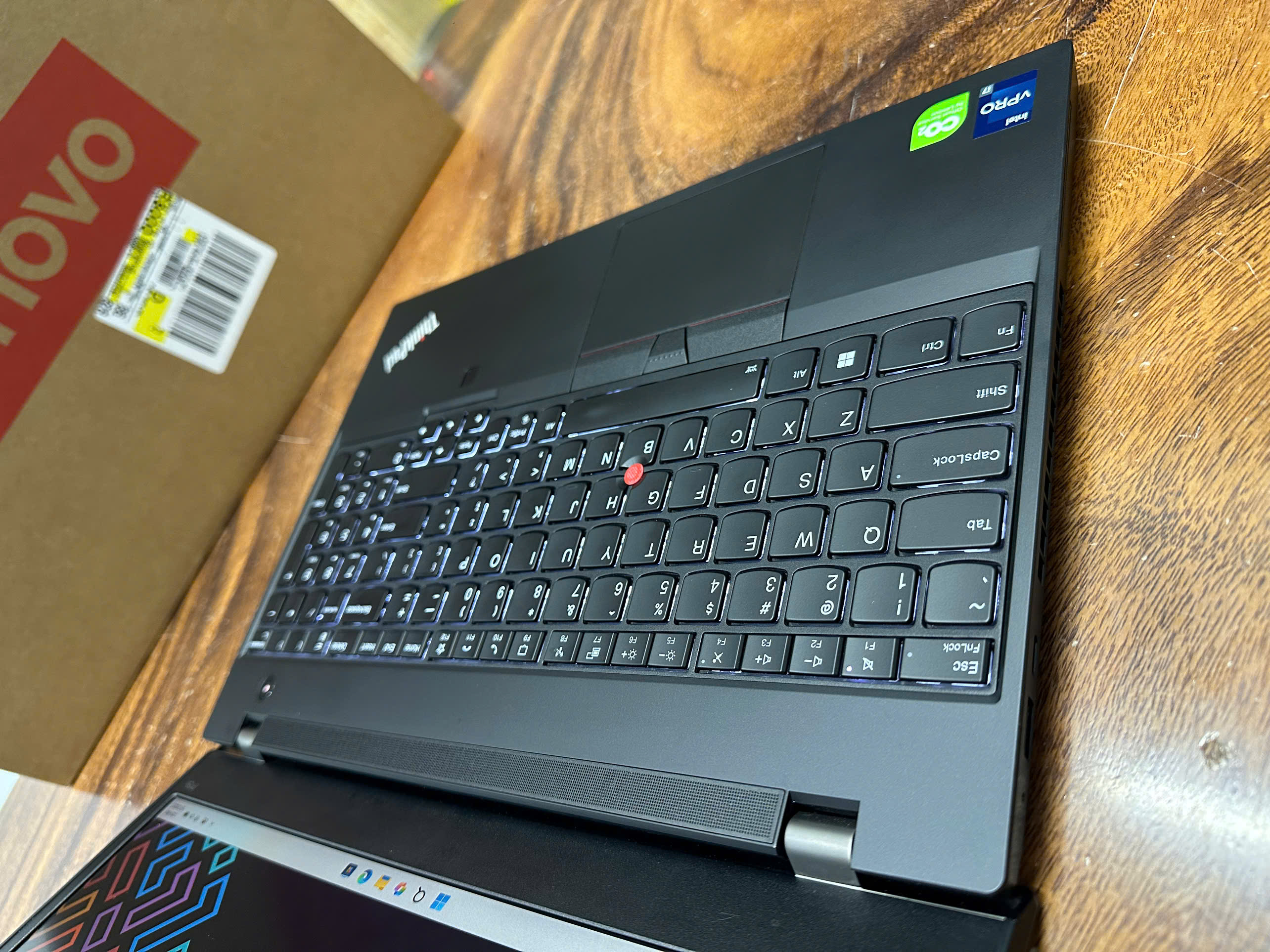 Thinkpad P15v Gen 3 (7)