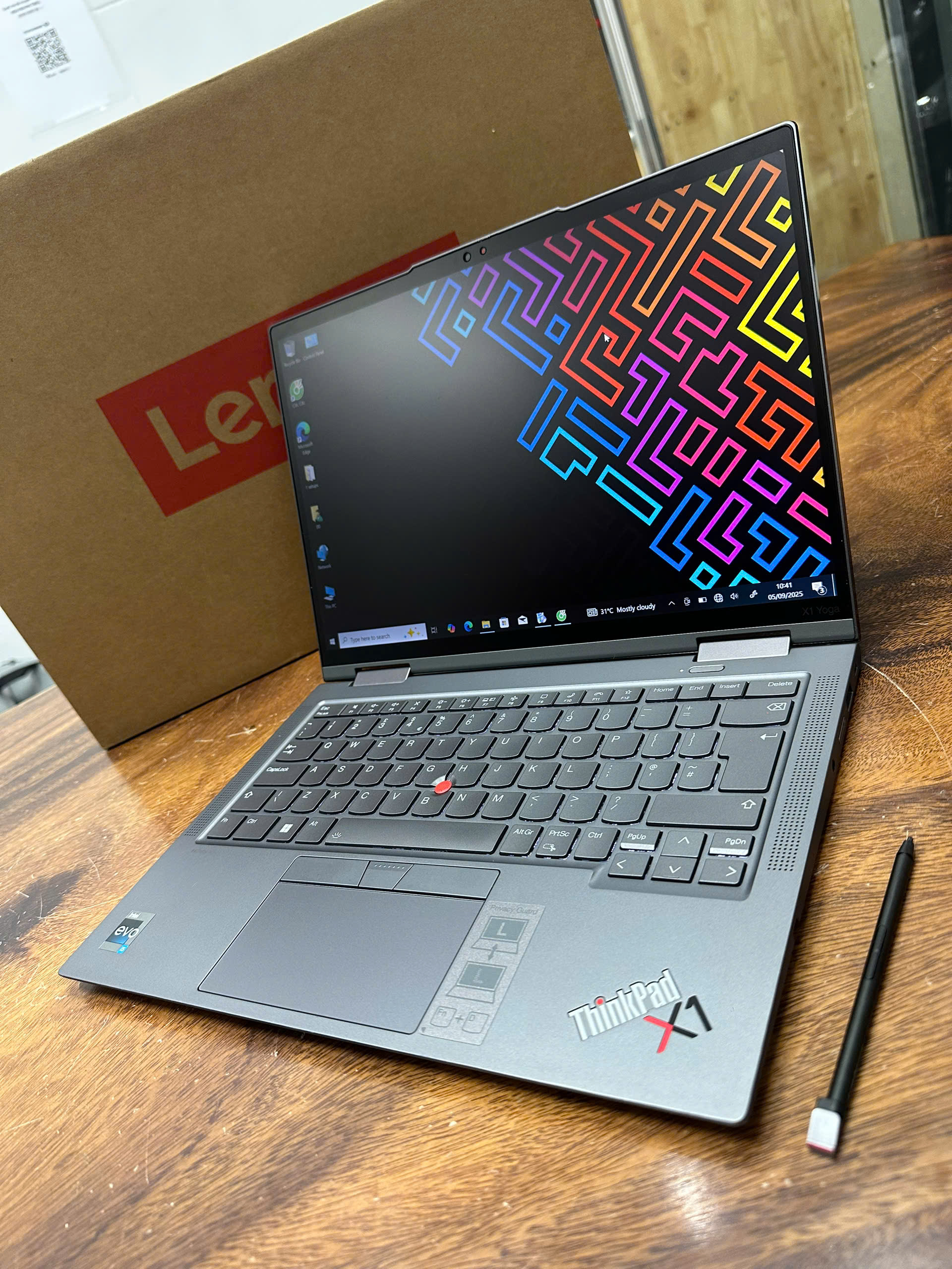 Thinkpad X1 Yoga Gen 8 Core I5 (5)