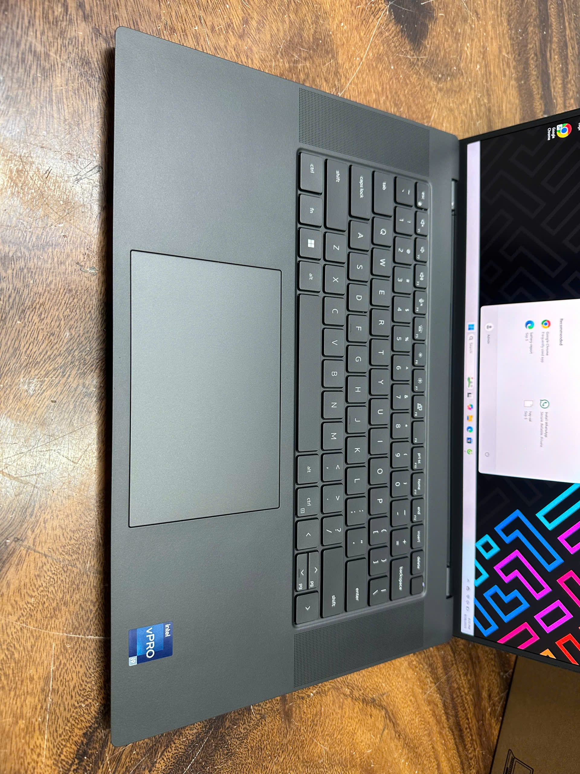 Dell Precision 5680 Core I9 (7)