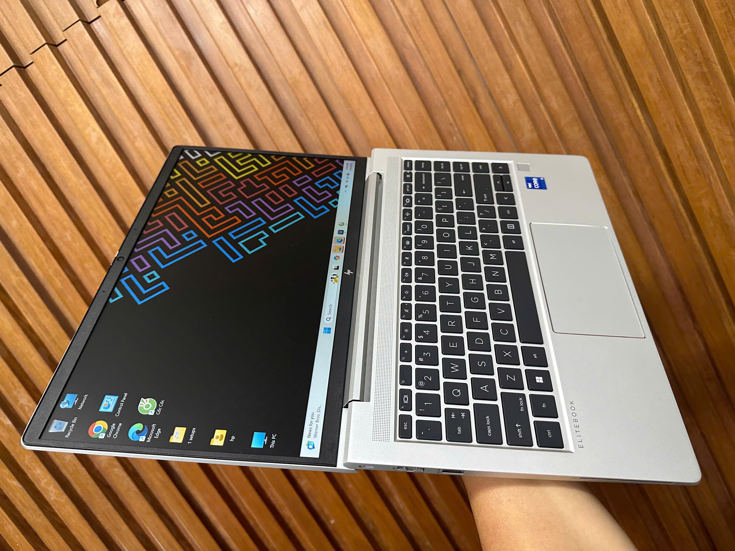 Hp Elitebook 640 G10 Core I7 (3)