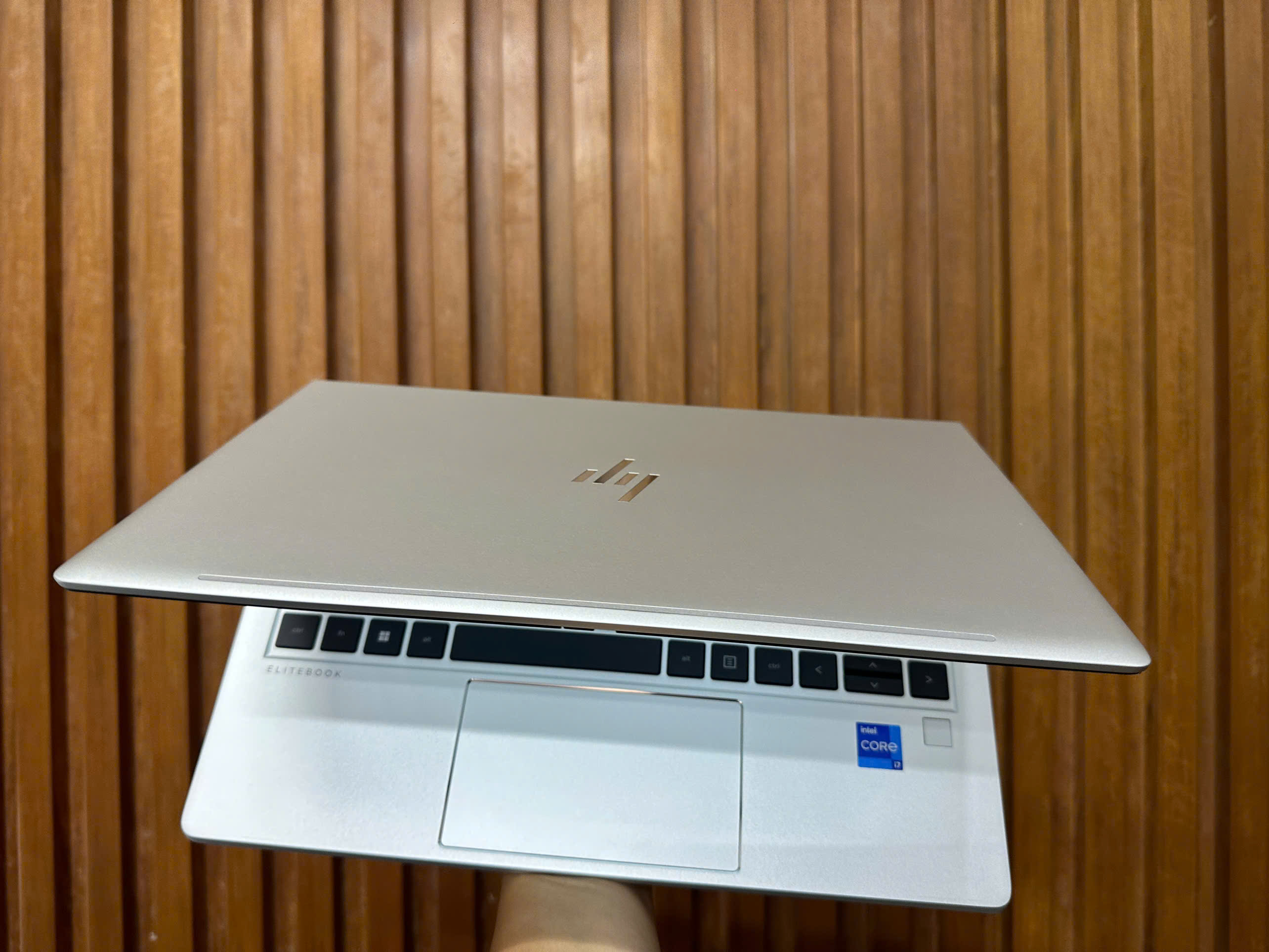 Hp Elitebook 640 G10 Core I7 (8)