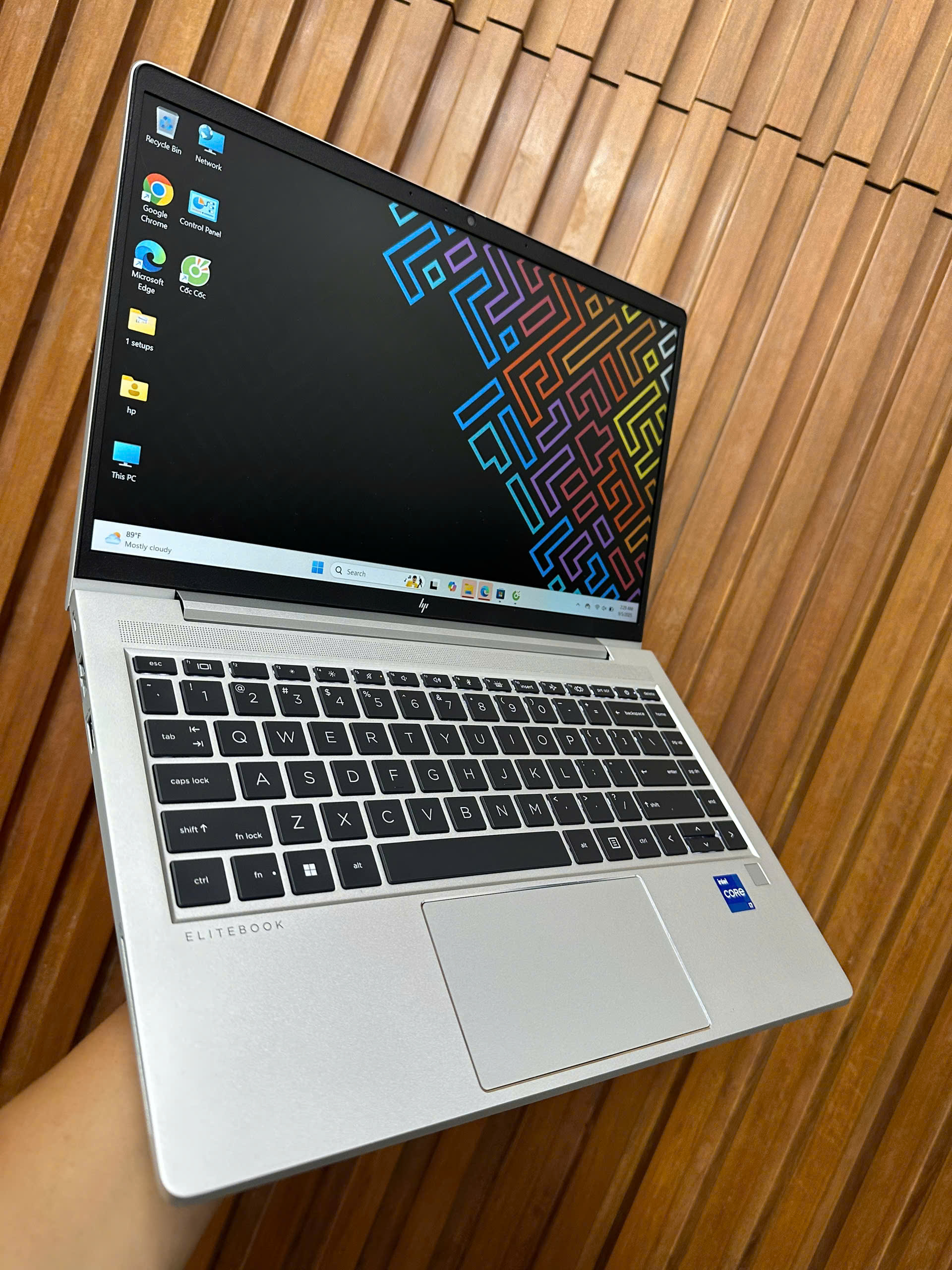 Hp Elitebook 640 G10 Core I7 (9)