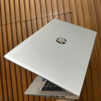 Hp probook 450 G8, core i7 1185G7, 16G, 512G, 15,6in FHD, 99%.