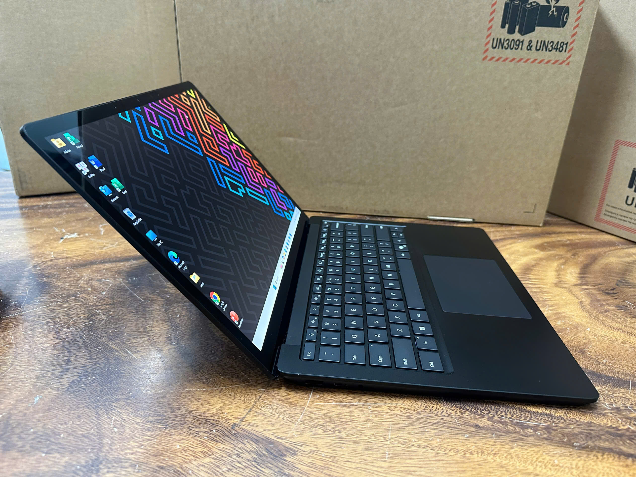 Surface Laptop 6 13,5in Black (7)