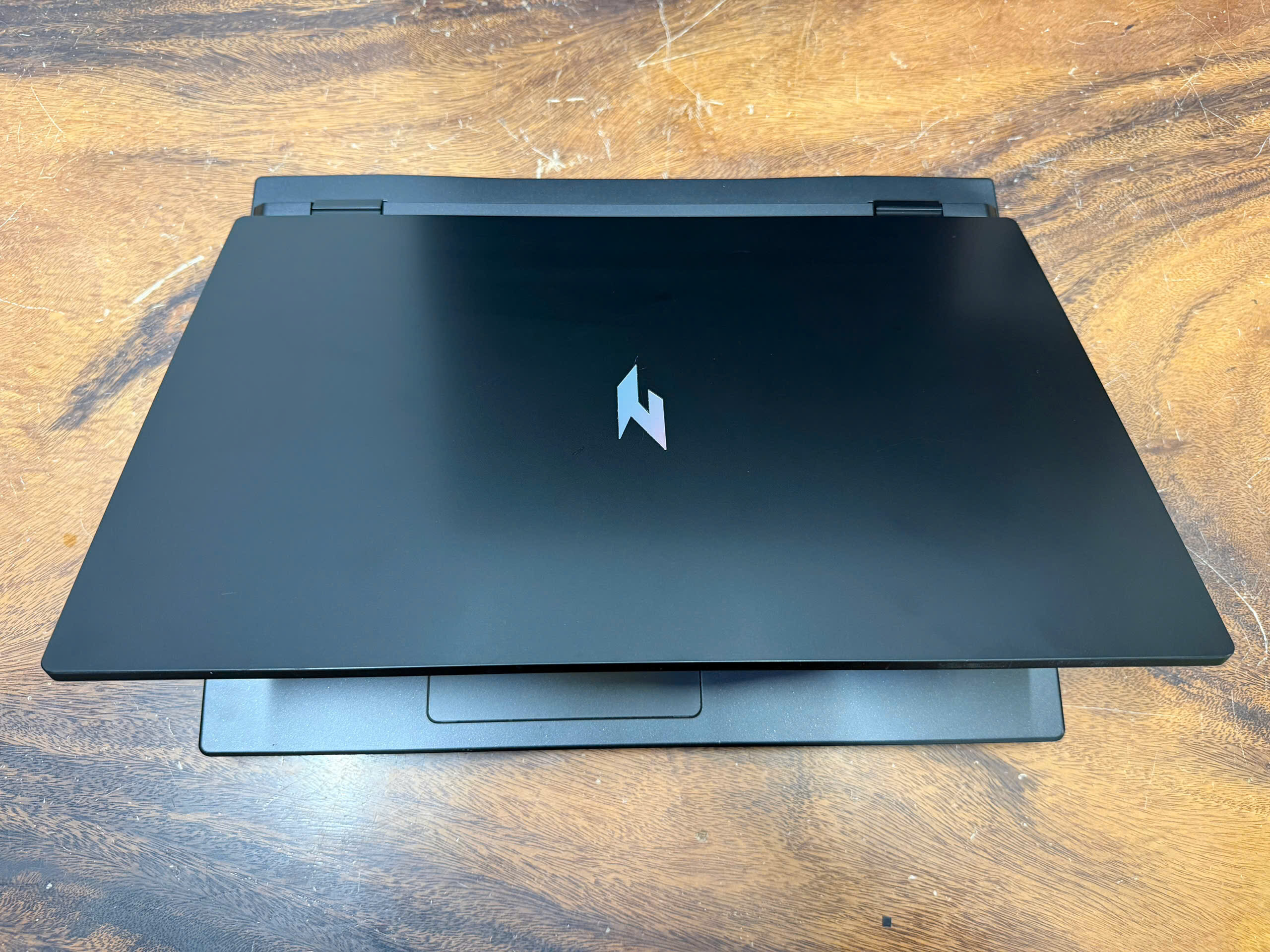 Acer Nitro 17 An17 42 R9th (6)