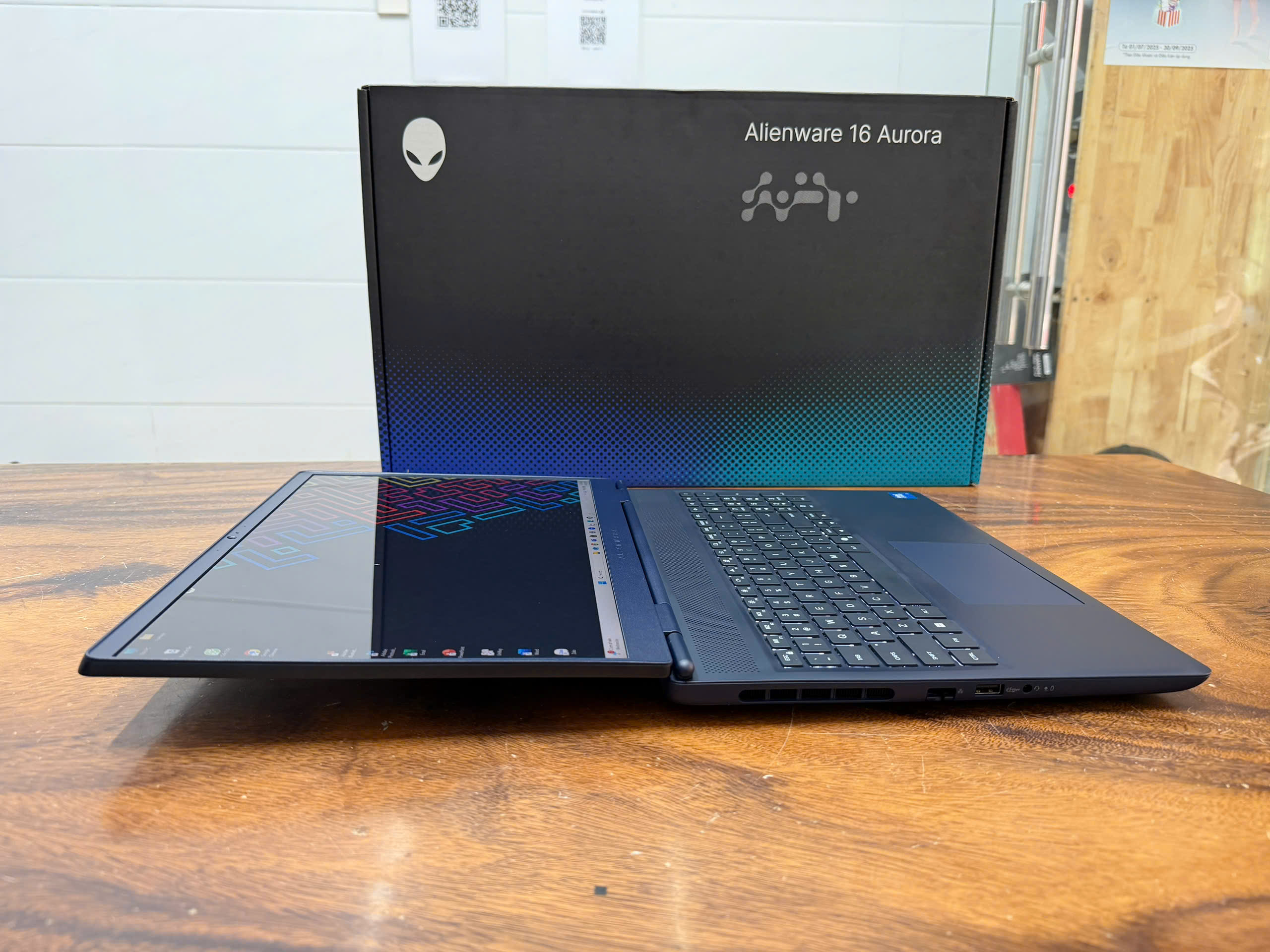 Alienware 16 Aurora Ac16250 (4)
