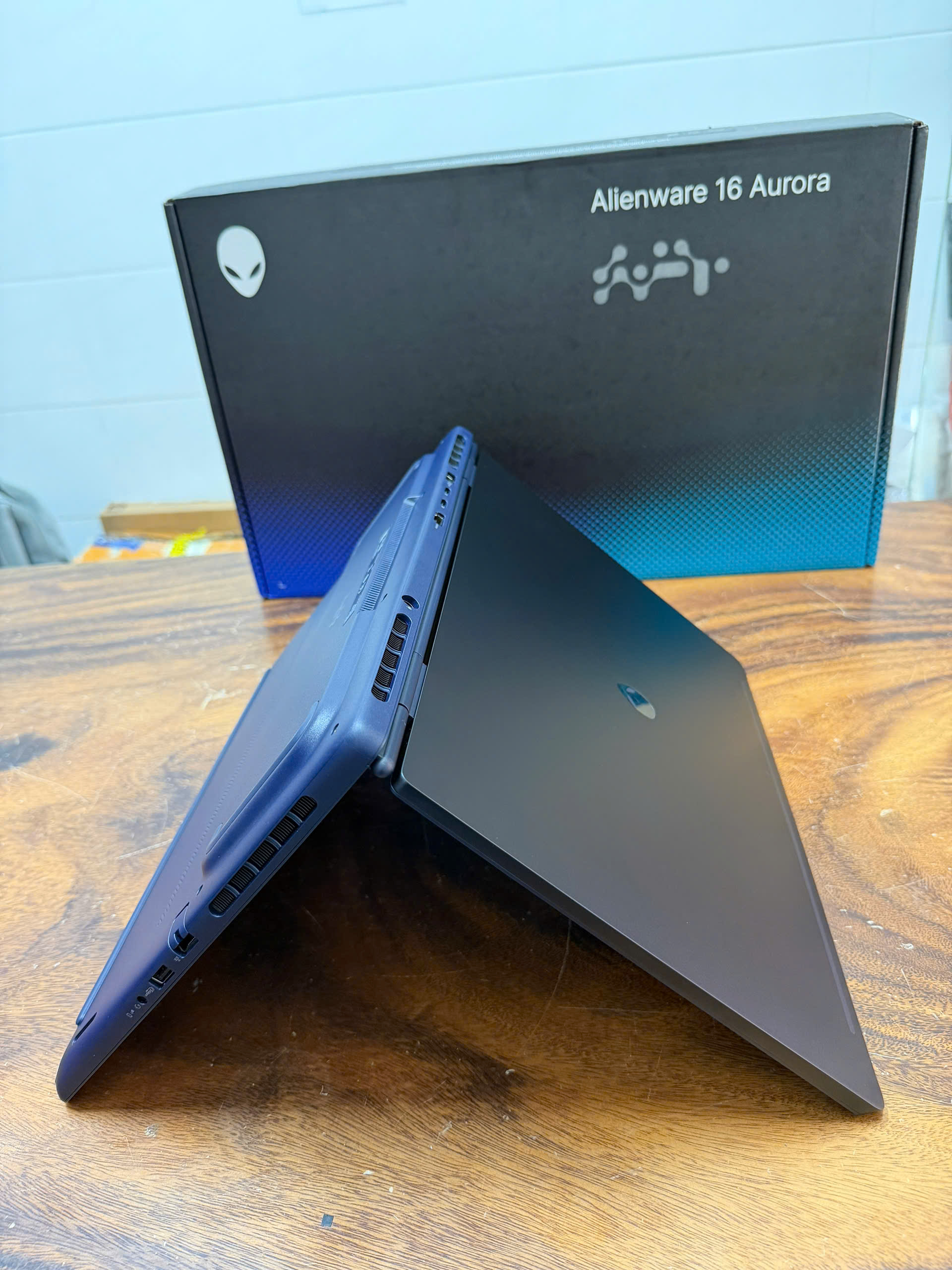 Alienware 16 Aurora Ac16250 (7)