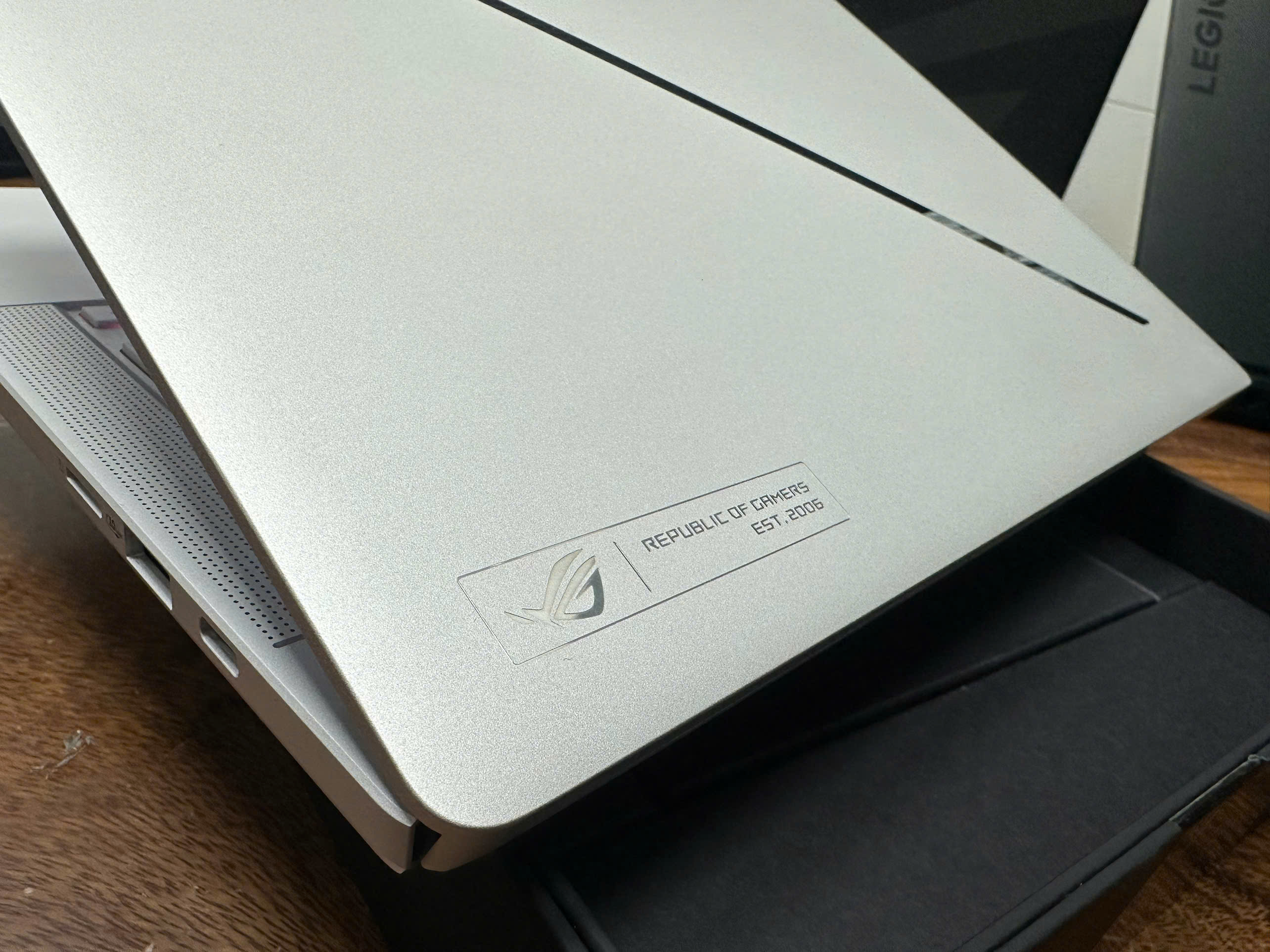 Asus Zephyrus G14 Ga403um (11)