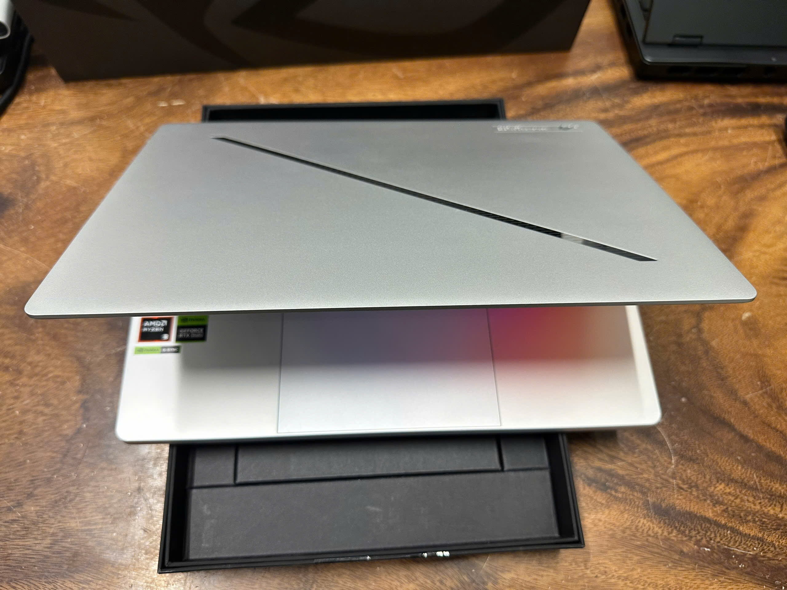 Asus Zephyrus G14 Ga403um (7)