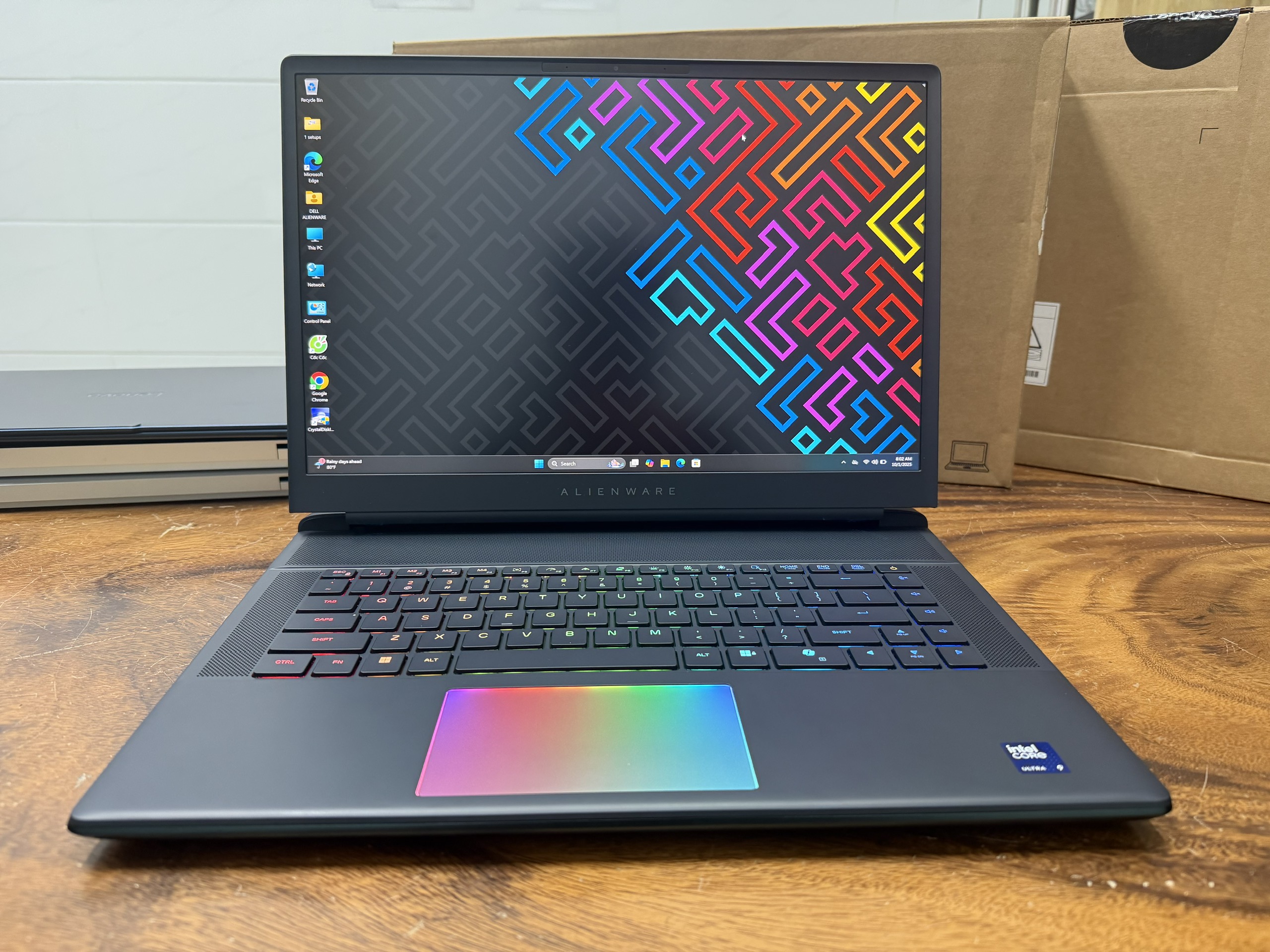 Dell Alienware 16 Area 51 (16)