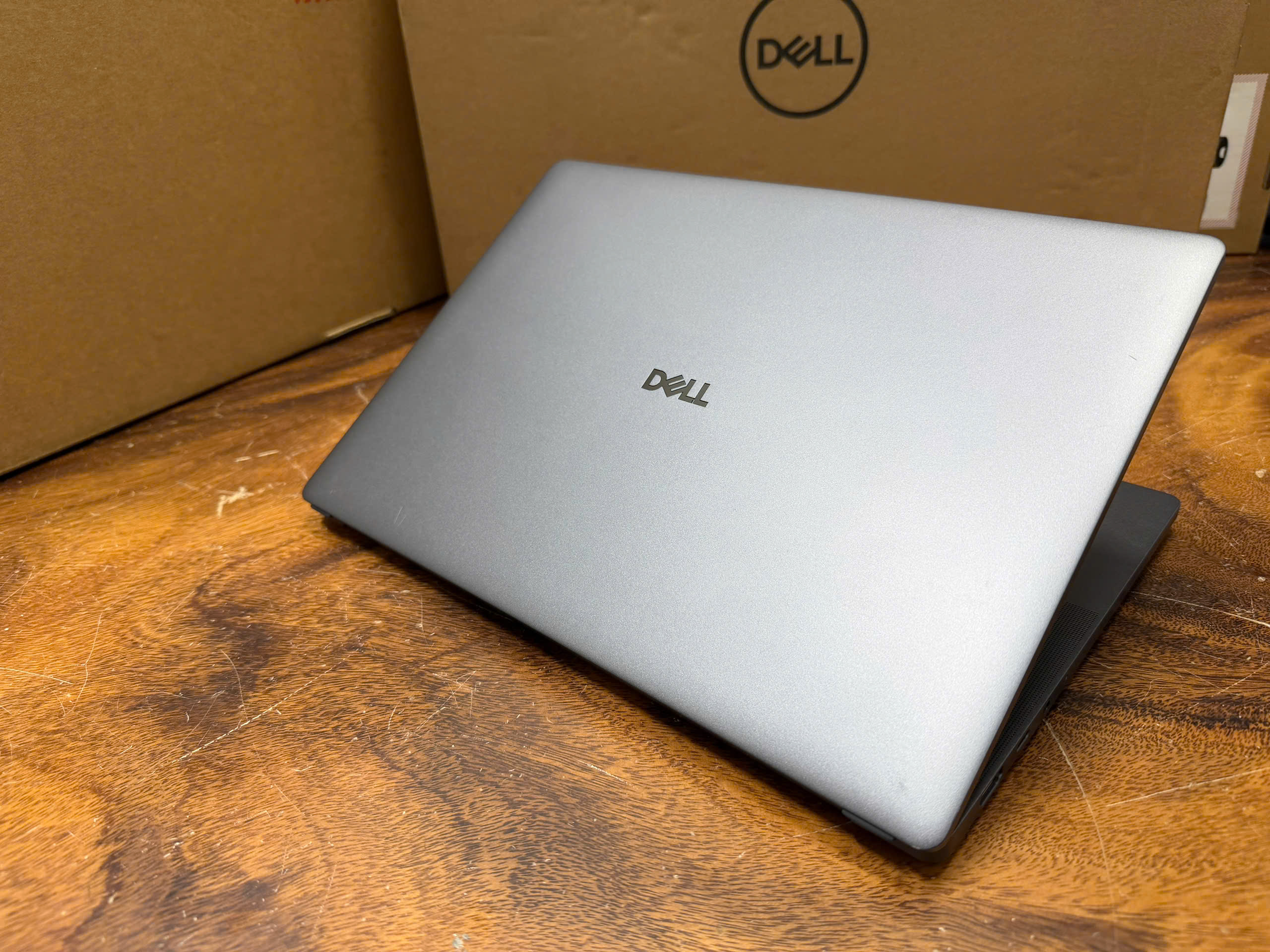 Dell Pro 14 Premium Ultra 5 (9)