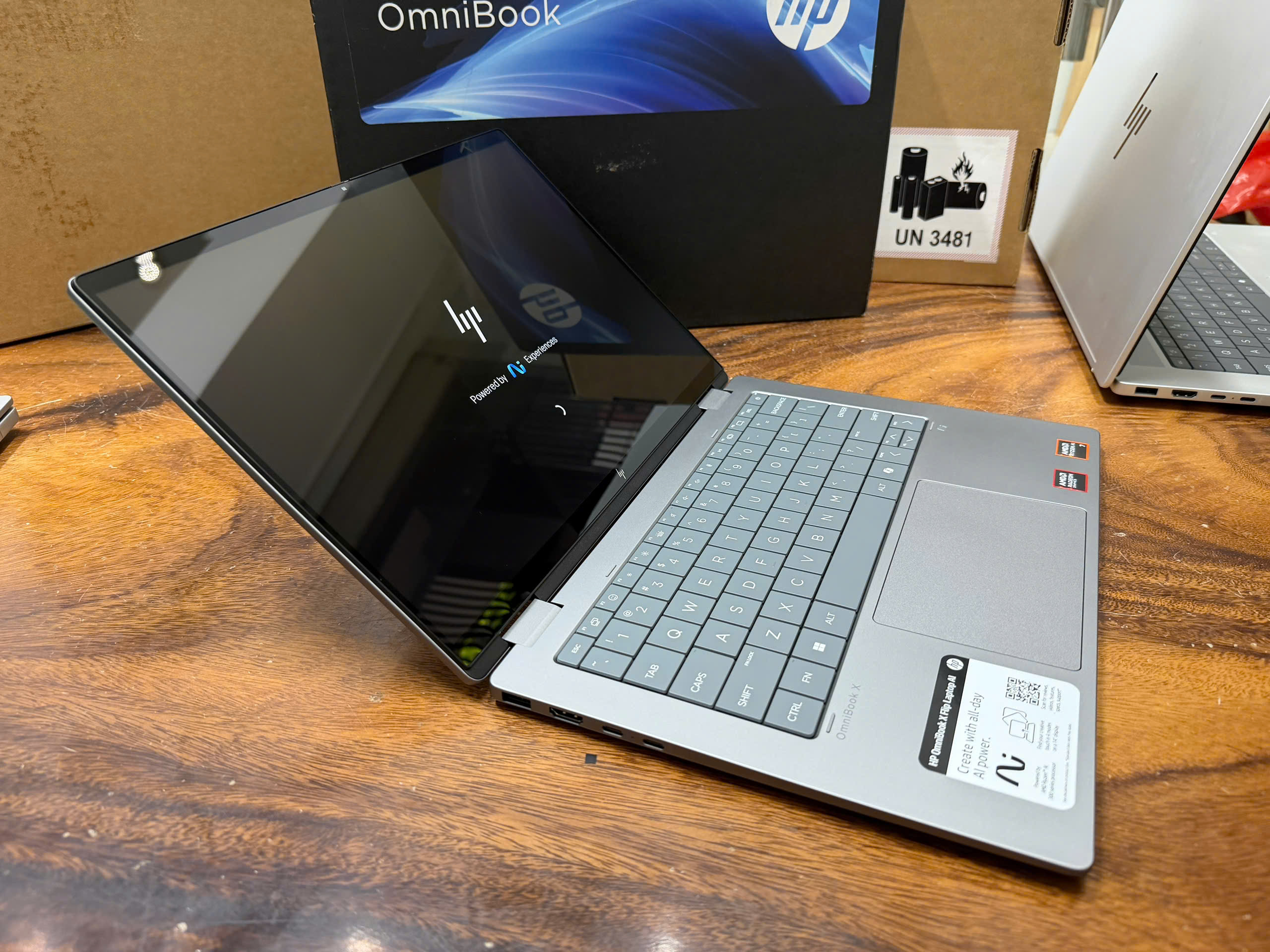 Hp Omnibook Flip Laptop 14 Fk0033dx (9)
