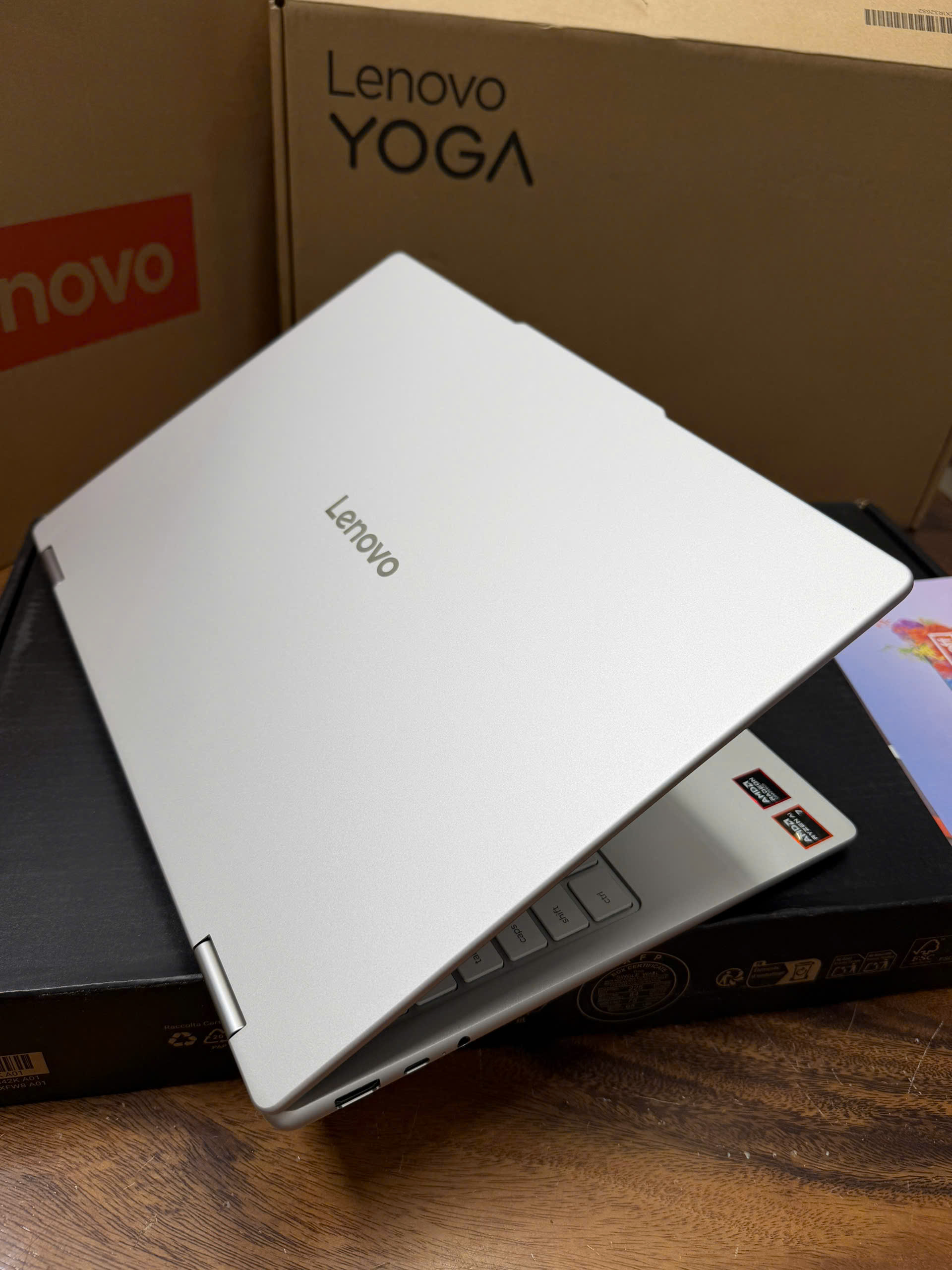 Lenovo Yoga 7 2in1 16akp10 (3)