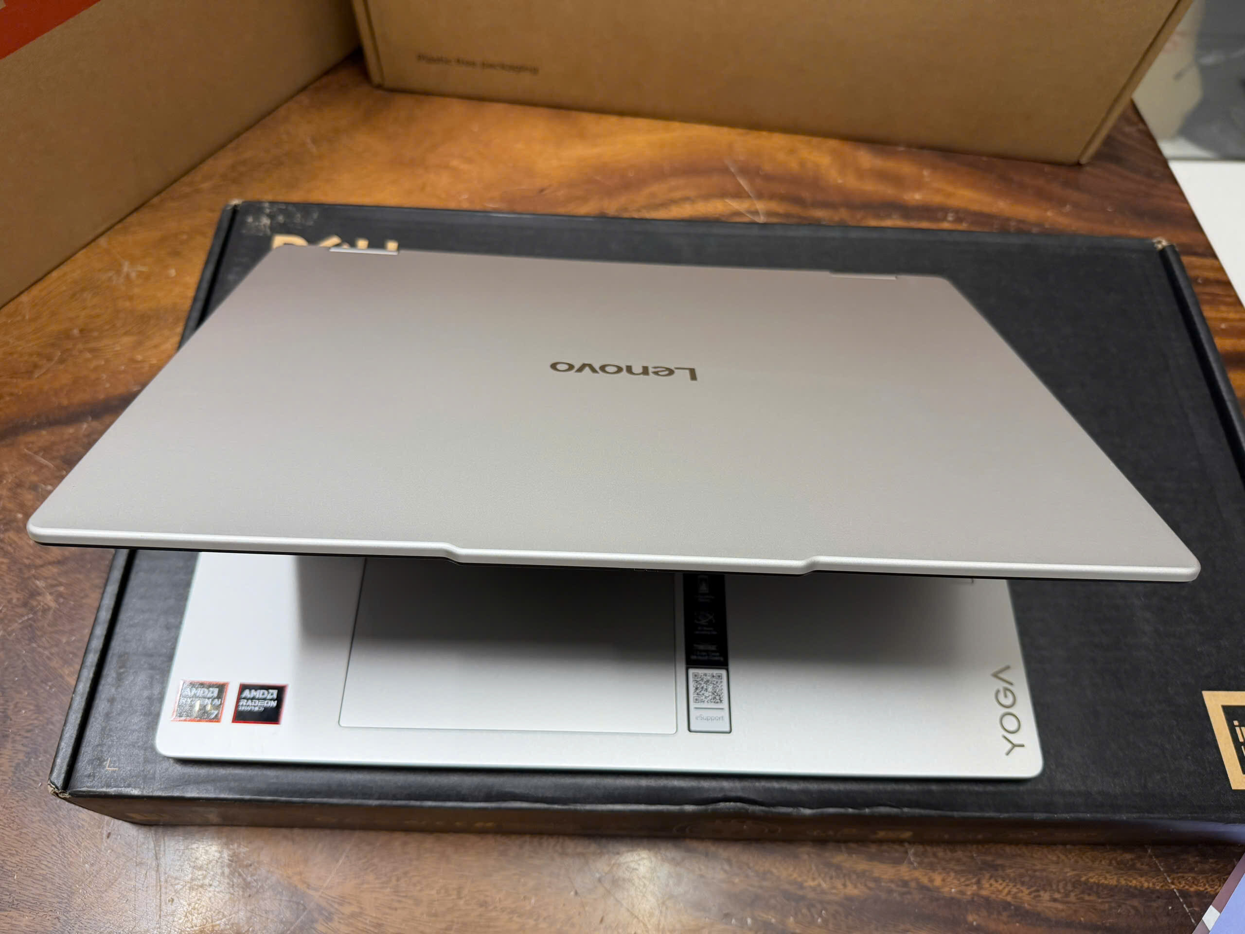 Lenovo Yoga 7 2in1 16akp10 (7)