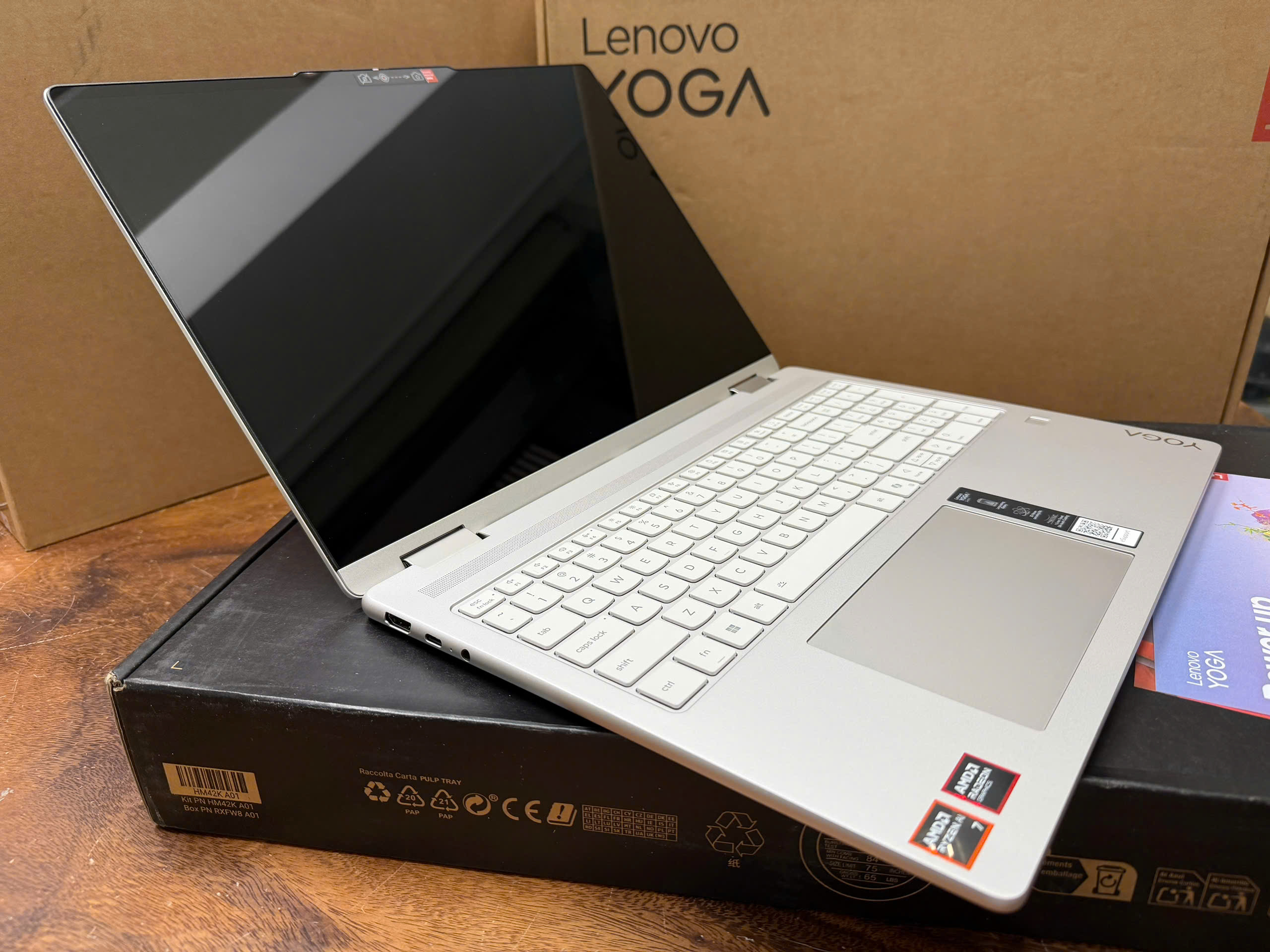 Lenovo Yoga 7 2in1 16akp10 (9)