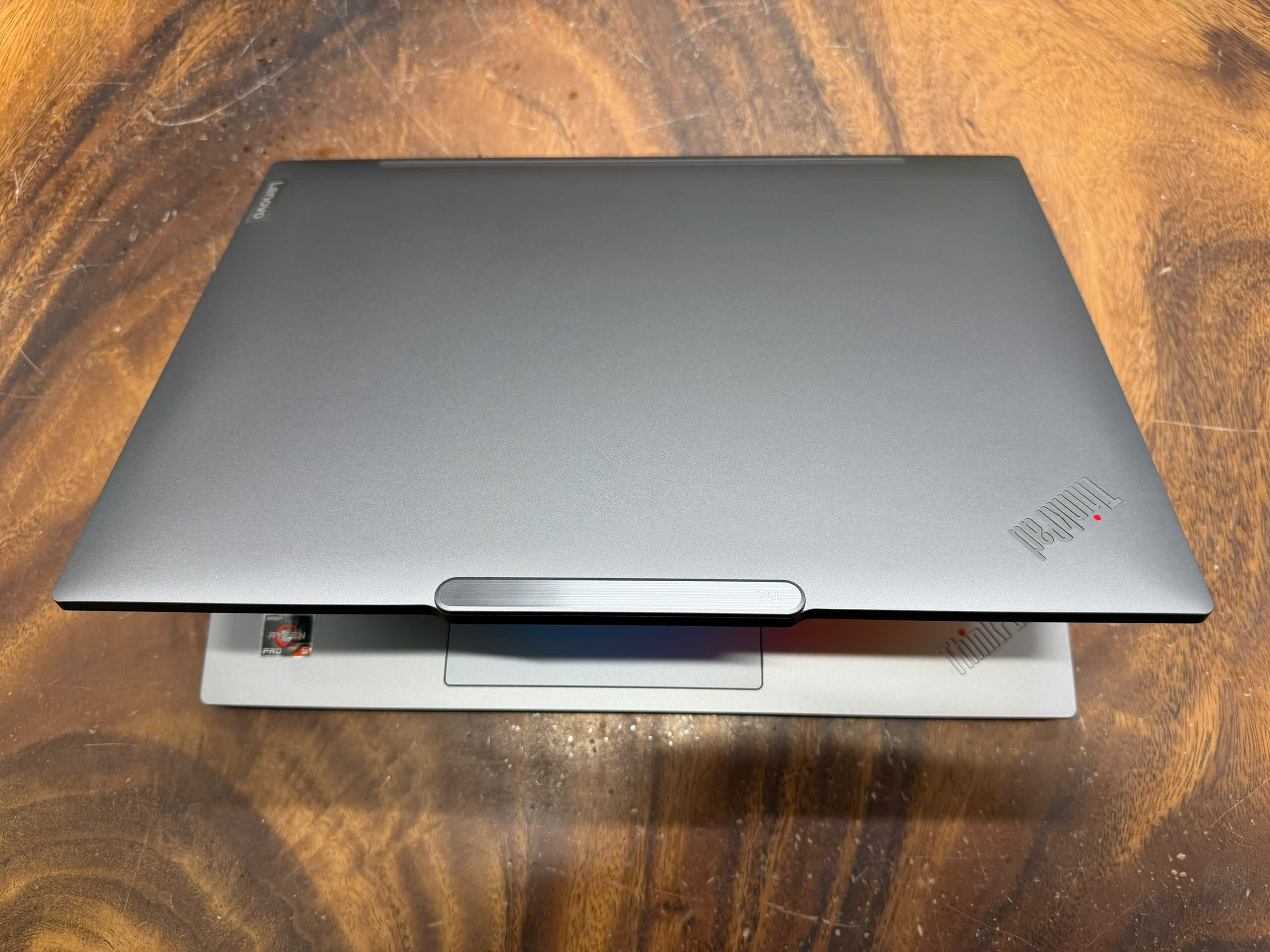Thinkpad T14 Gen 5 Aluminum storm Grey (1)