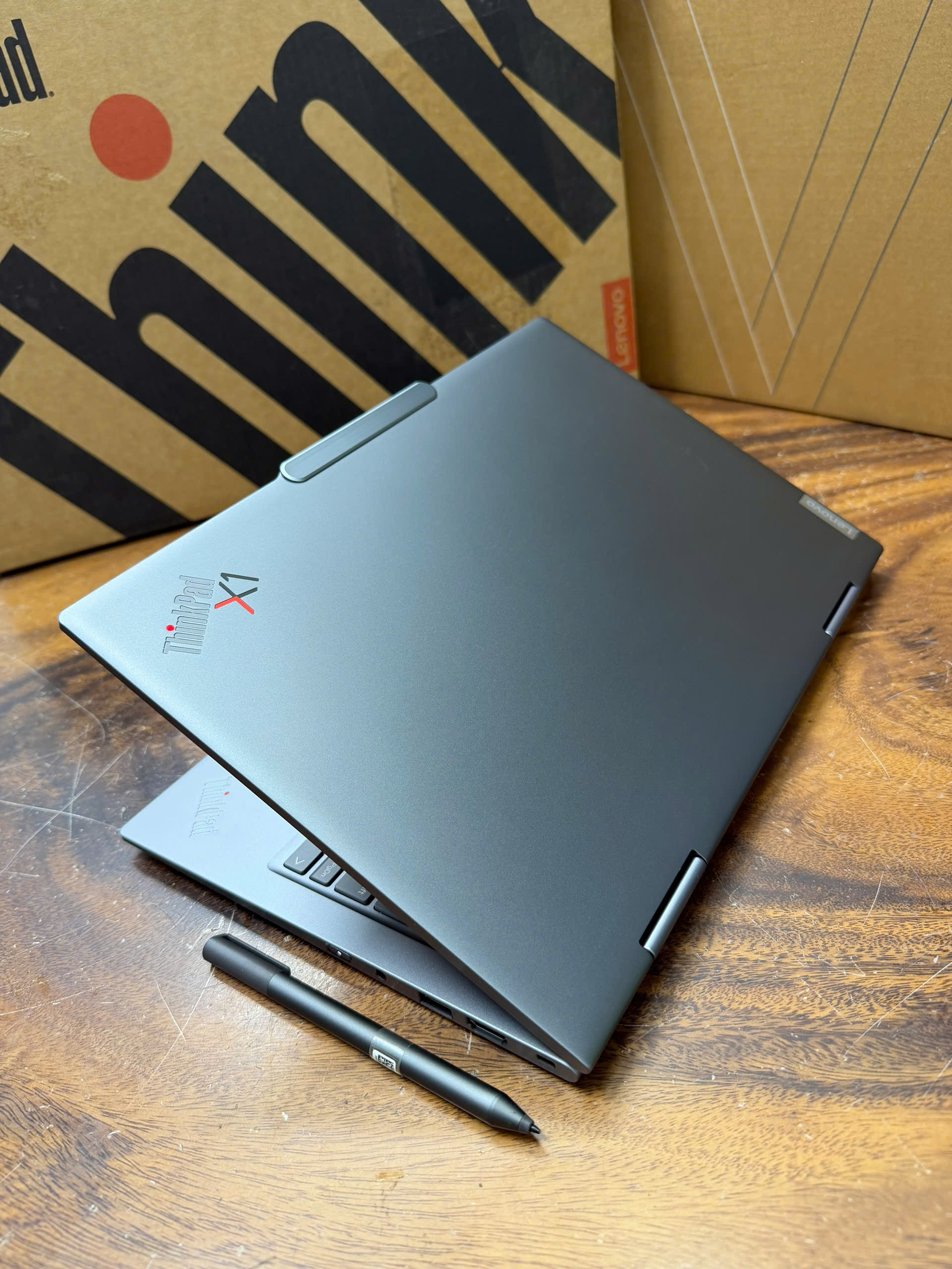 Thinkpad X1 2in1 Yoga Gen 9, ultra 7 165U, ram 32G, 512G, 14in FHD+