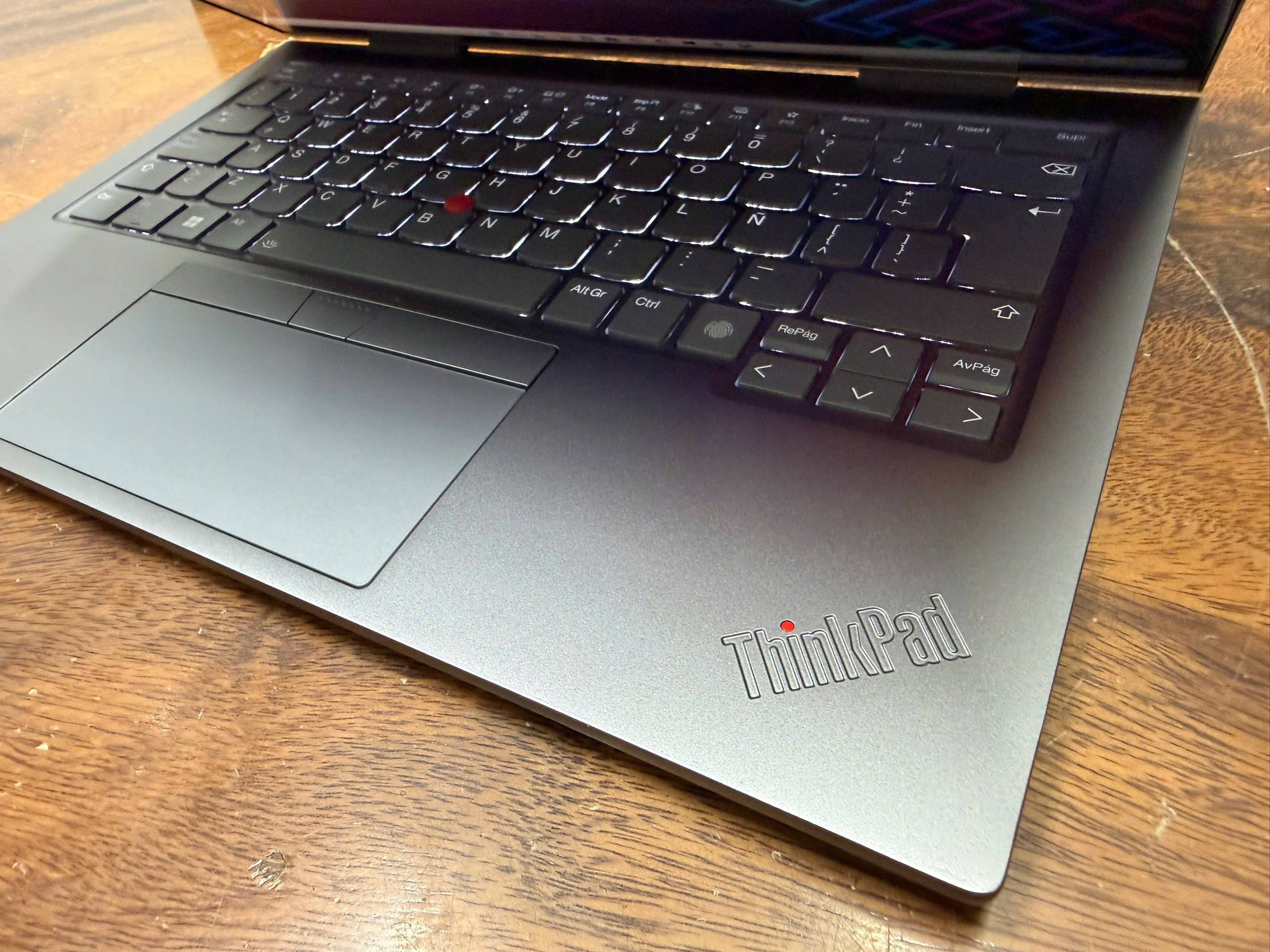 Thinkpad X1 Yoga Gen 9 Ultra 7 (6)
