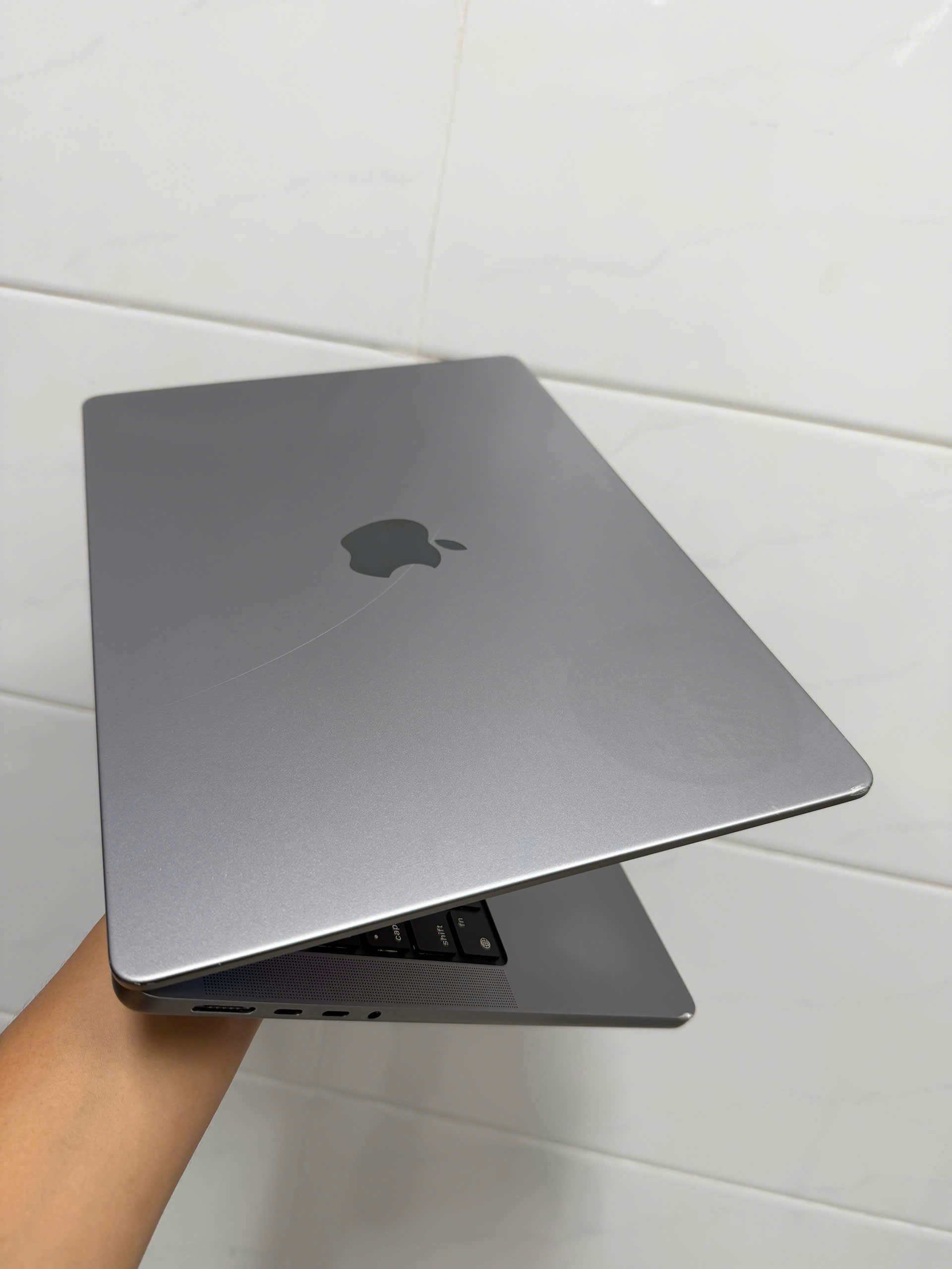 Macbook Pro 14 90 (6)