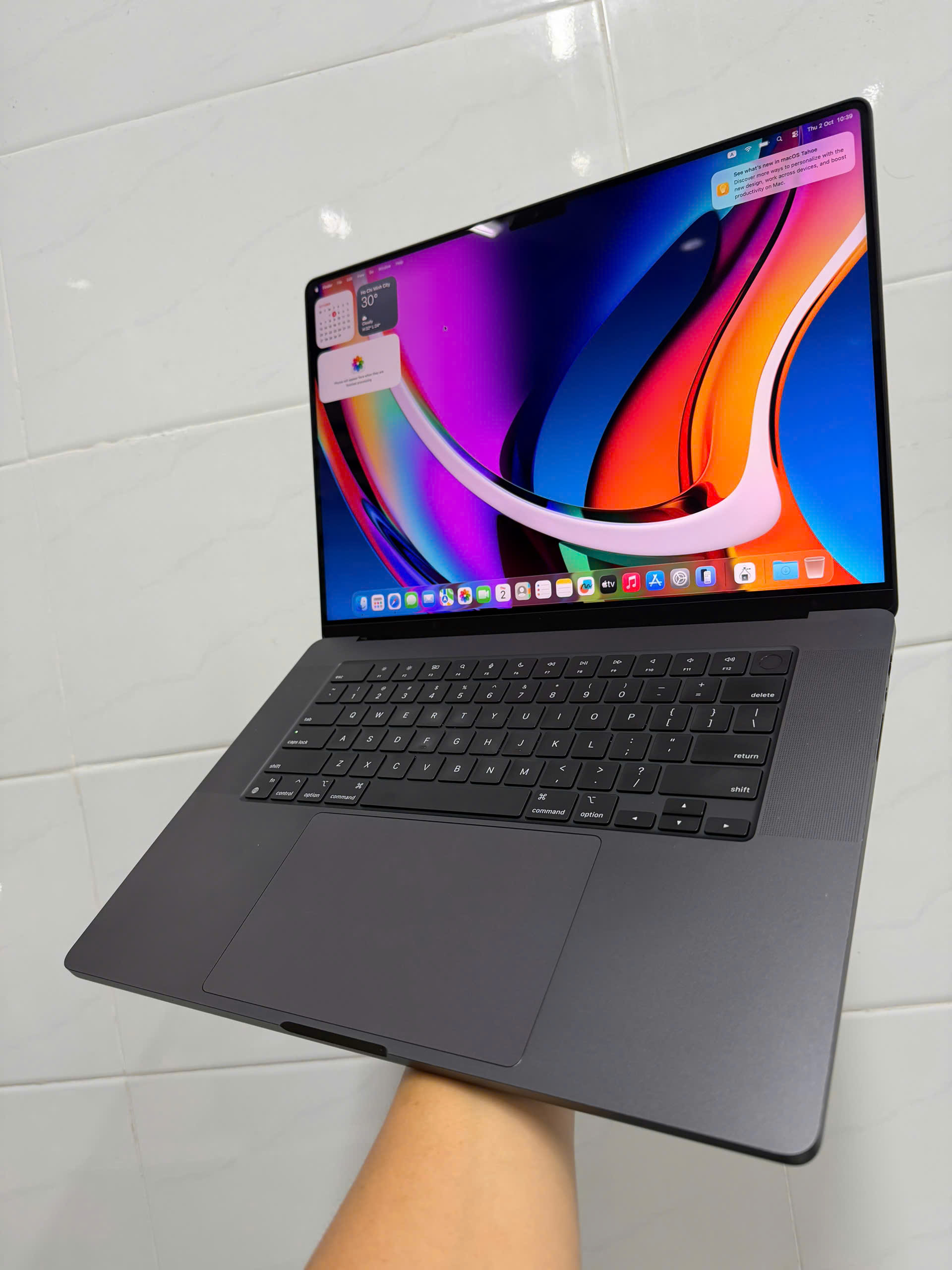 Macbook Pro 16 M3 Pro (5)