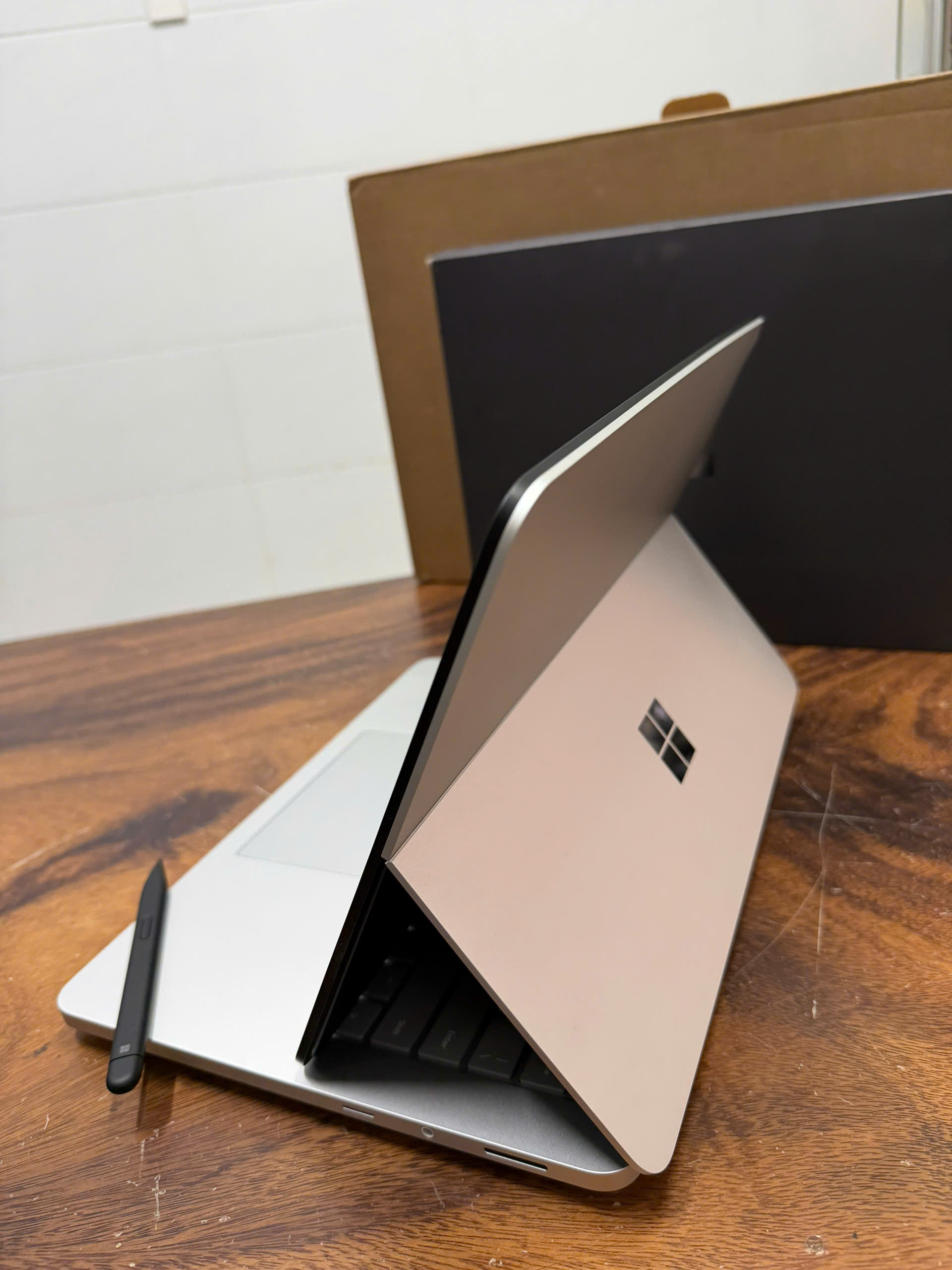 Surface studio 2, core i7 13800H, 32G, 1Tb, RTX4050