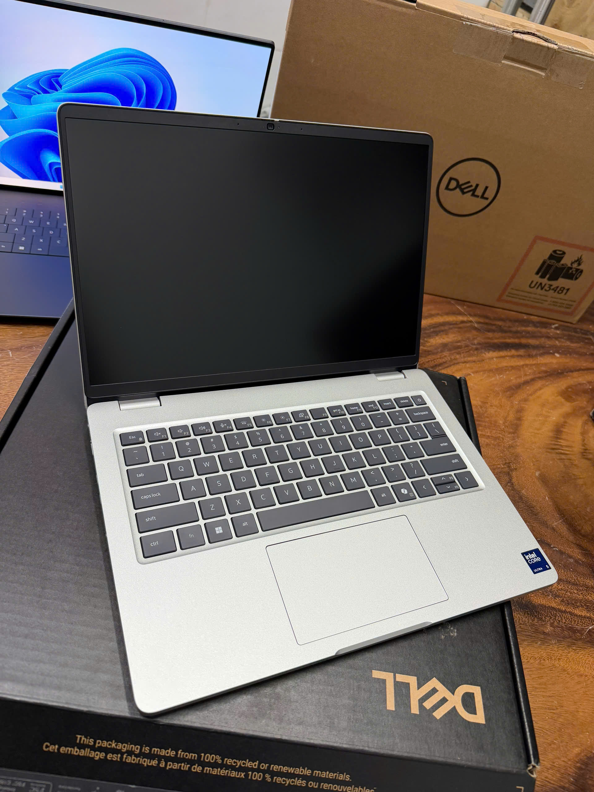 Dell Pro 14 (7)