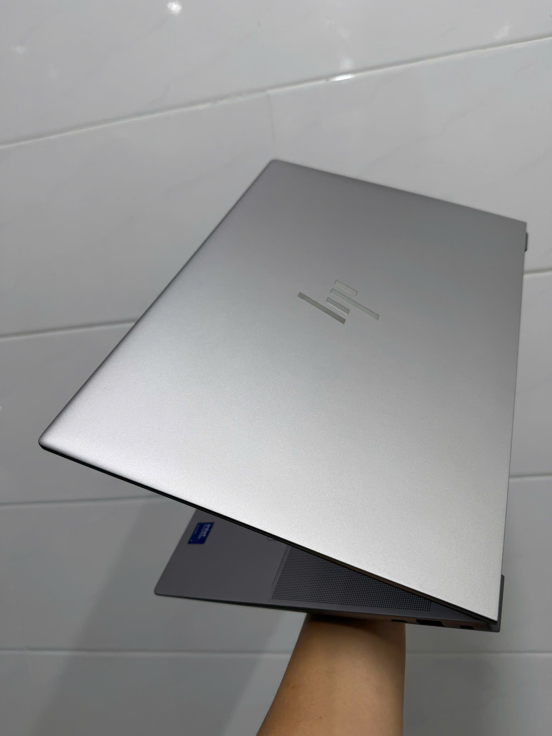 Hp Zbook Studio 16 G11 (2)