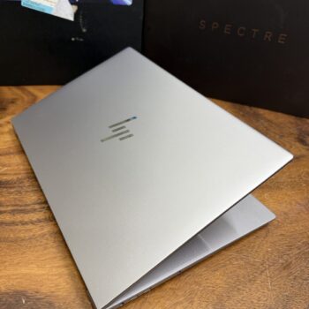 HP ZBook Studio 16 G11, ultra 7 165H, 32G, ssd 1T, RTX 1000Ada , 16in FHD+